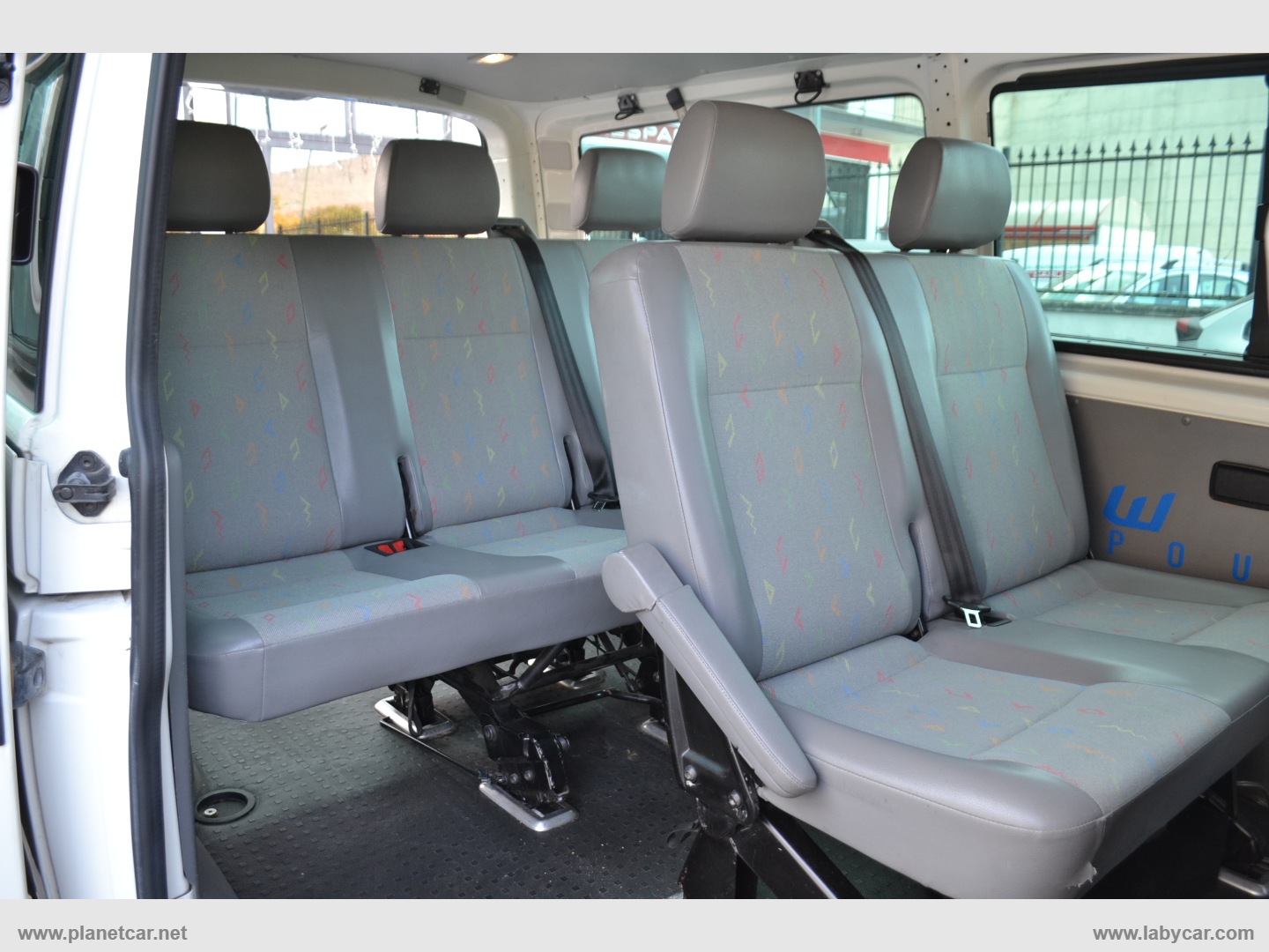 Multivan 2.5 TDI 130CV Comfortline - immagine 18
