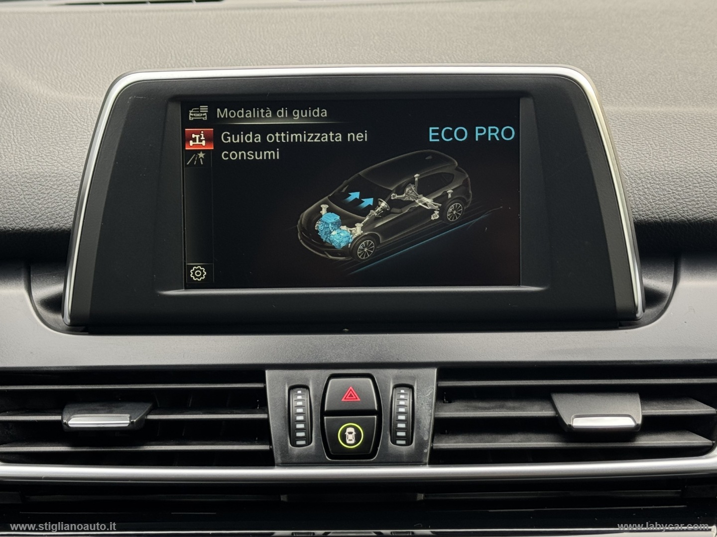 218d Active Tourer Sport - immagine 18