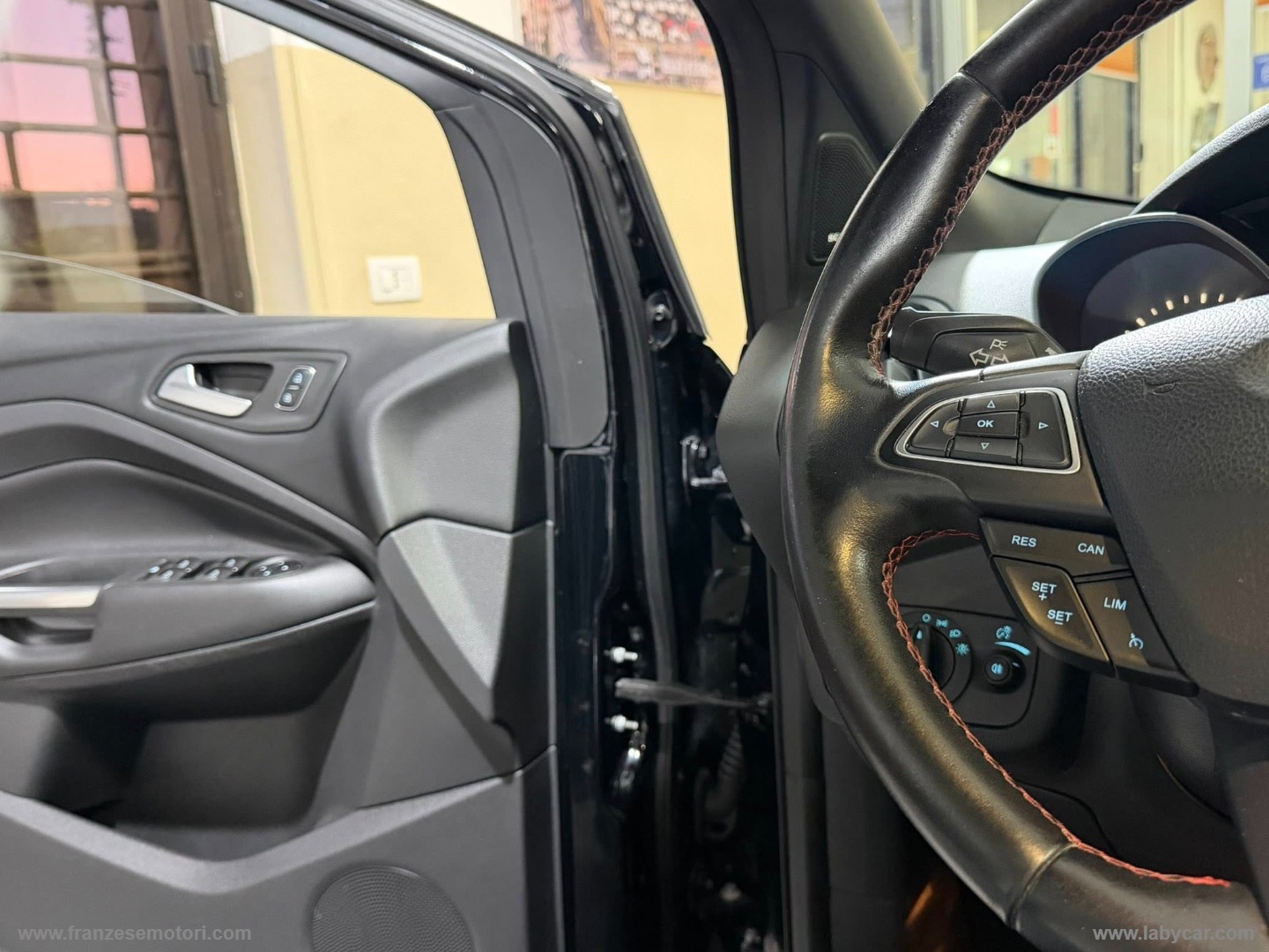 Kuga 2.0 TDCI 150CV S&S 2WD ST-Line Bus. KM CERTIFICATI - PROV. BO- ACCESSORIATA - immagine 18