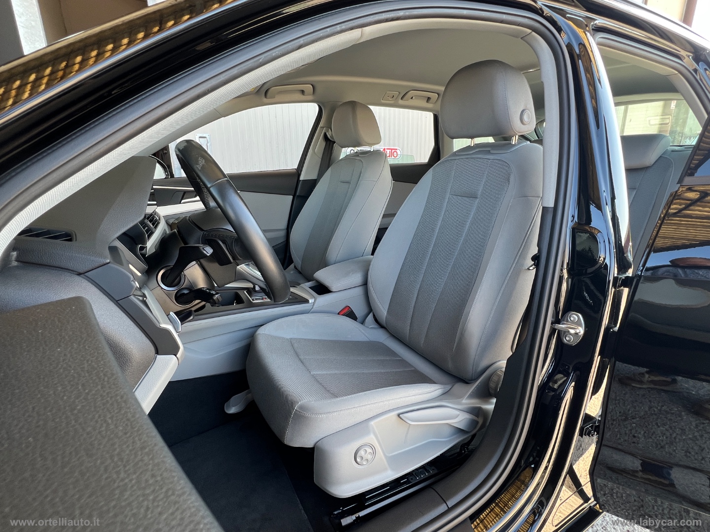 A4 Avant 35 TDI/163CV MHVE S tronic Business IVA DEDUCIBILE - immagine 18