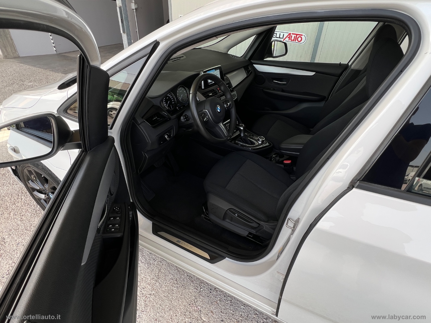 225xe Active Tourer iPerf.Advantage aut. - immagine 18