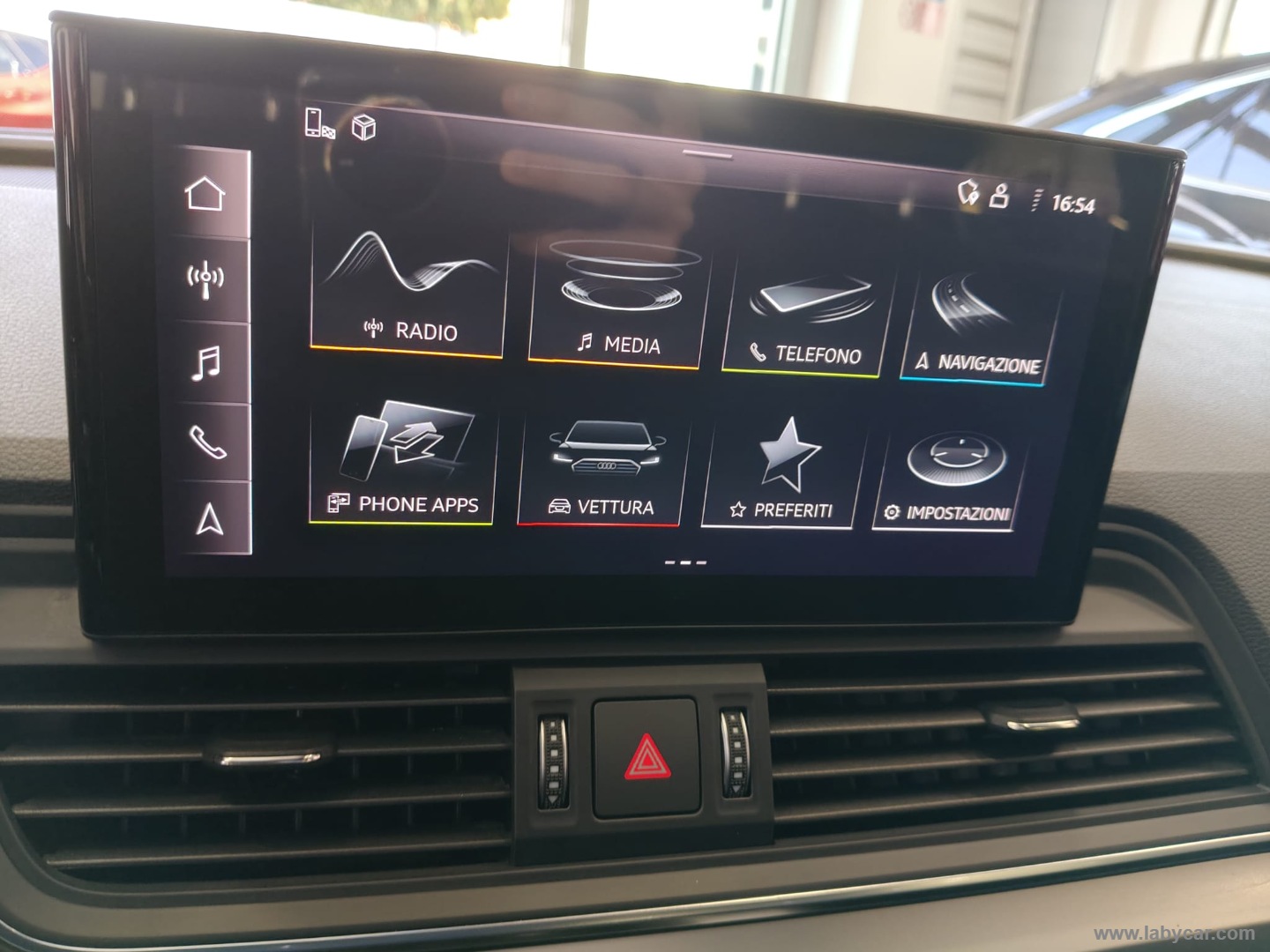 Q5 35 TDI S tronic Business Advanced - immagine 18