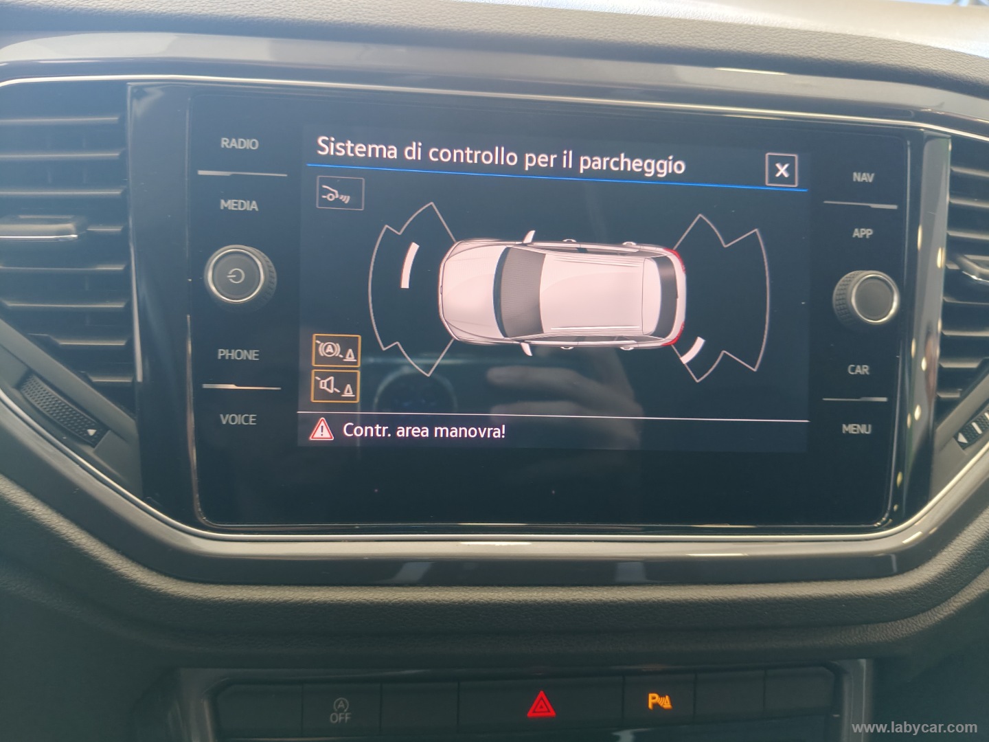 T-Roc 2.0 TDI SCR Style - immagine 18