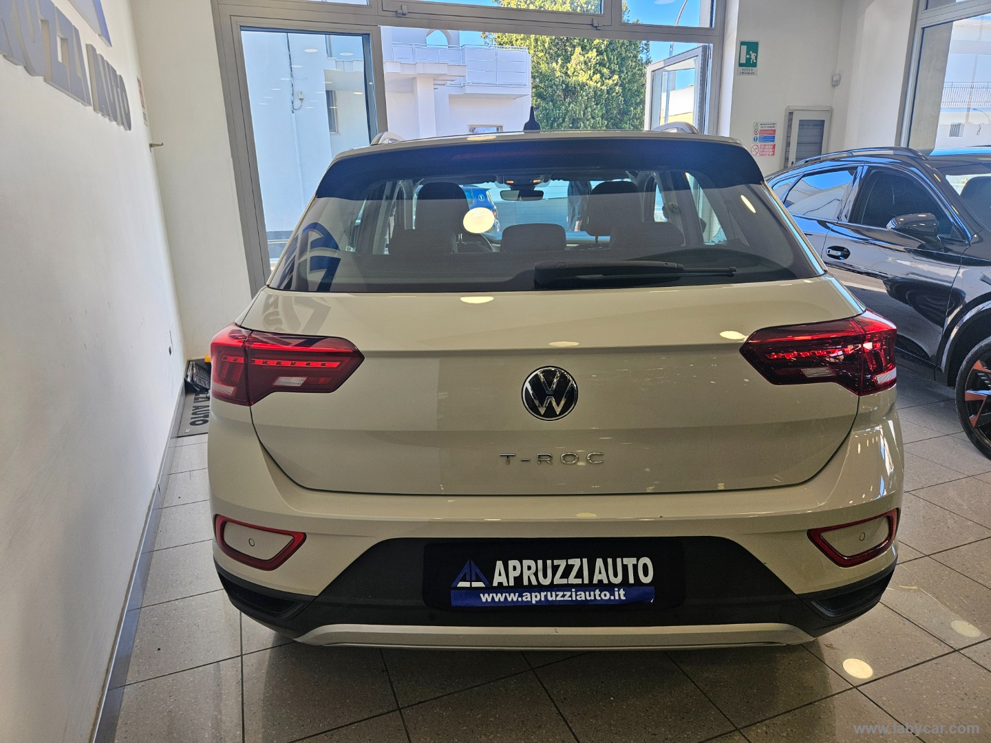 T-Roc 2.0 TDI SCR Life - immagine 18