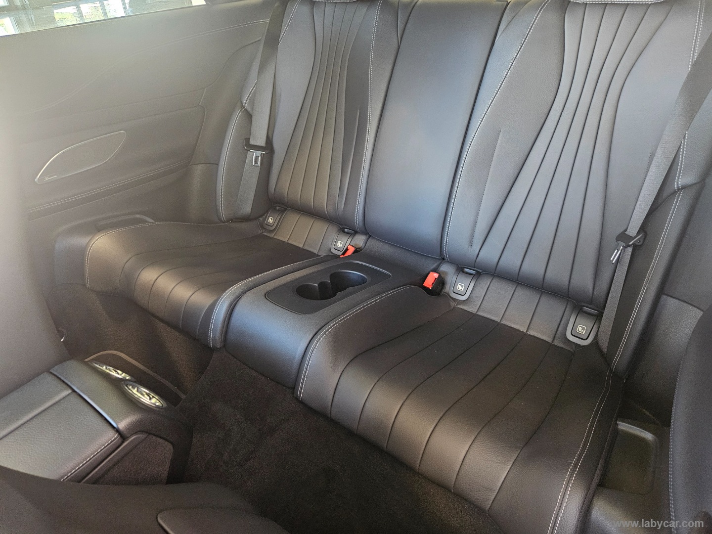 E 300 d Auto 4Matic Mild hybr. Prem. Pl. - immagine 18