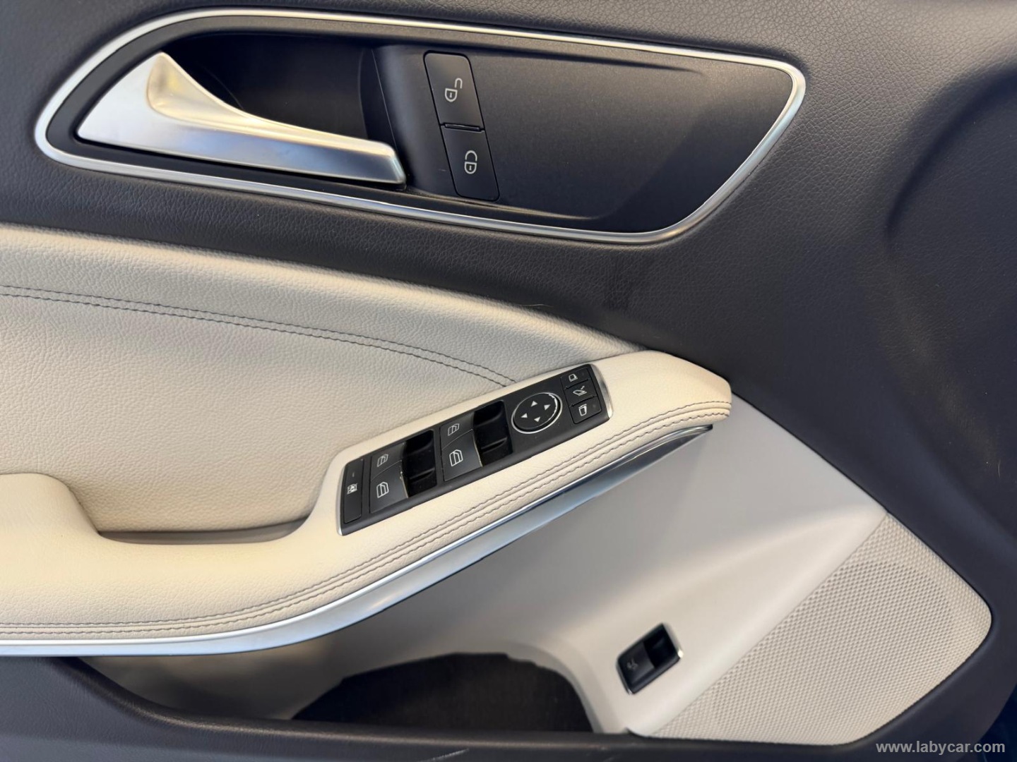 GLA 200 d Automatic Sport - immagine 18