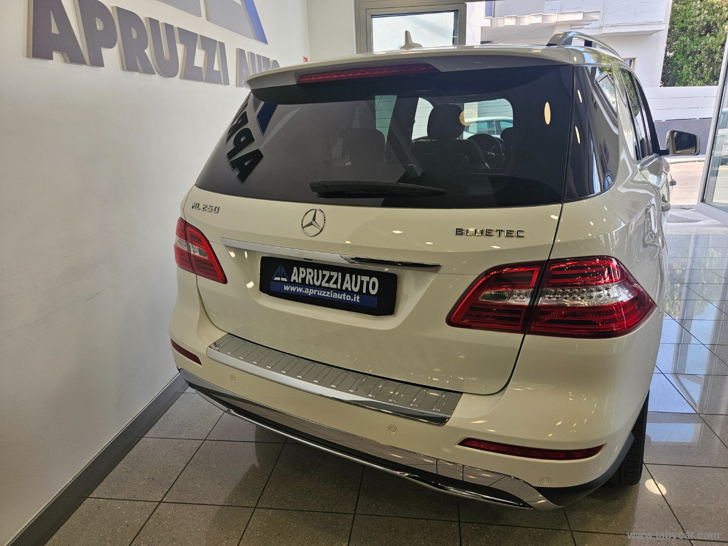 ML 250 BlueTEC 4Matic Sport - immagine 18