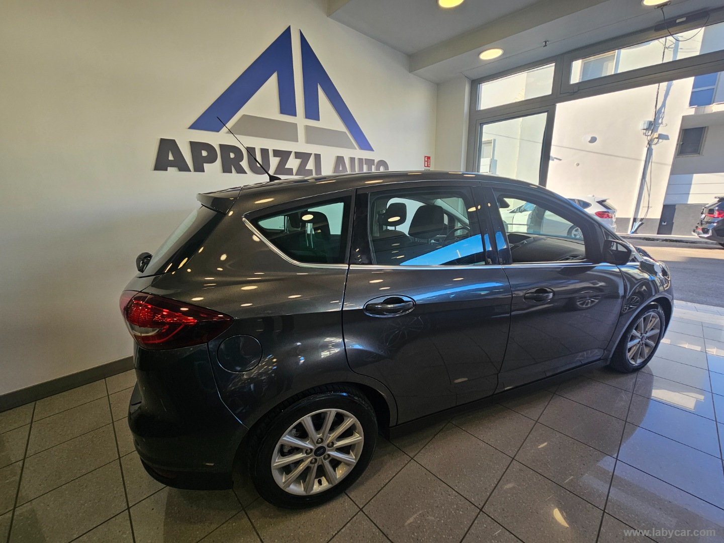 C-Max 1.5 TDCi 120 CV Pow. S&S Business - immagine 18