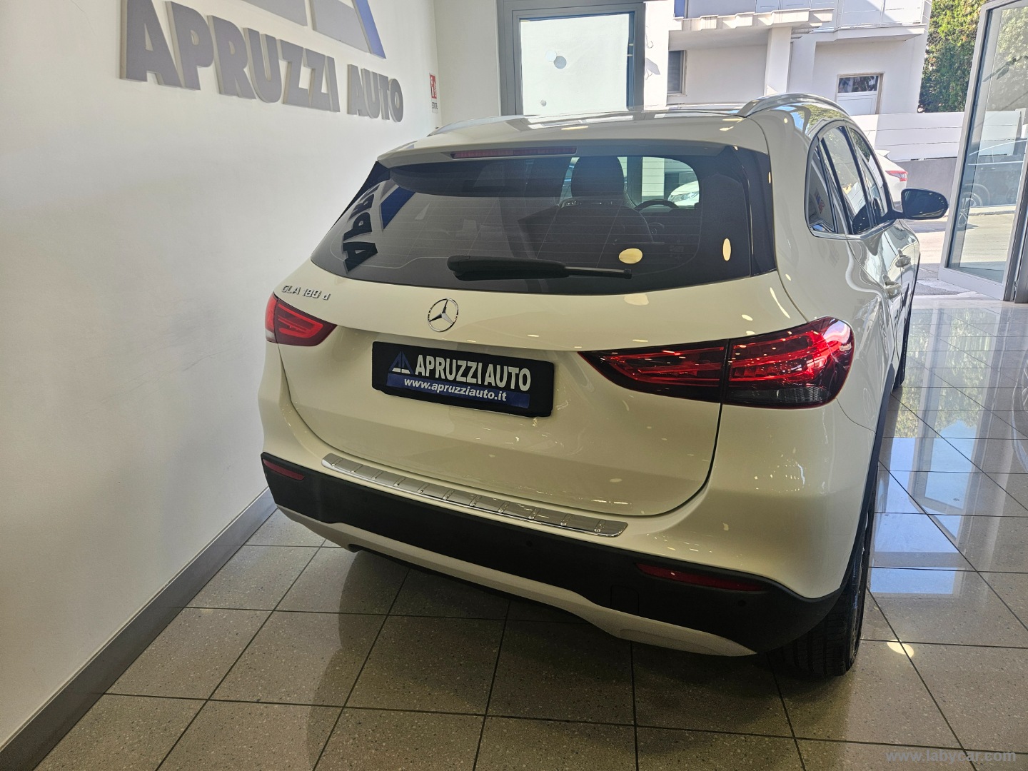 GLA 180 d Automatic Sport - immagine 18