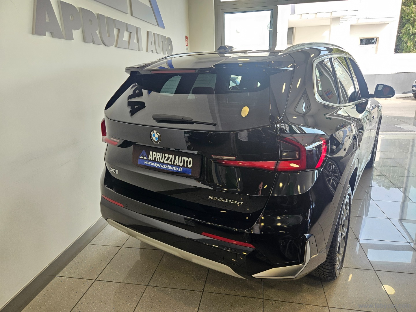 X1 xDrive 23d xLine - immagine 18