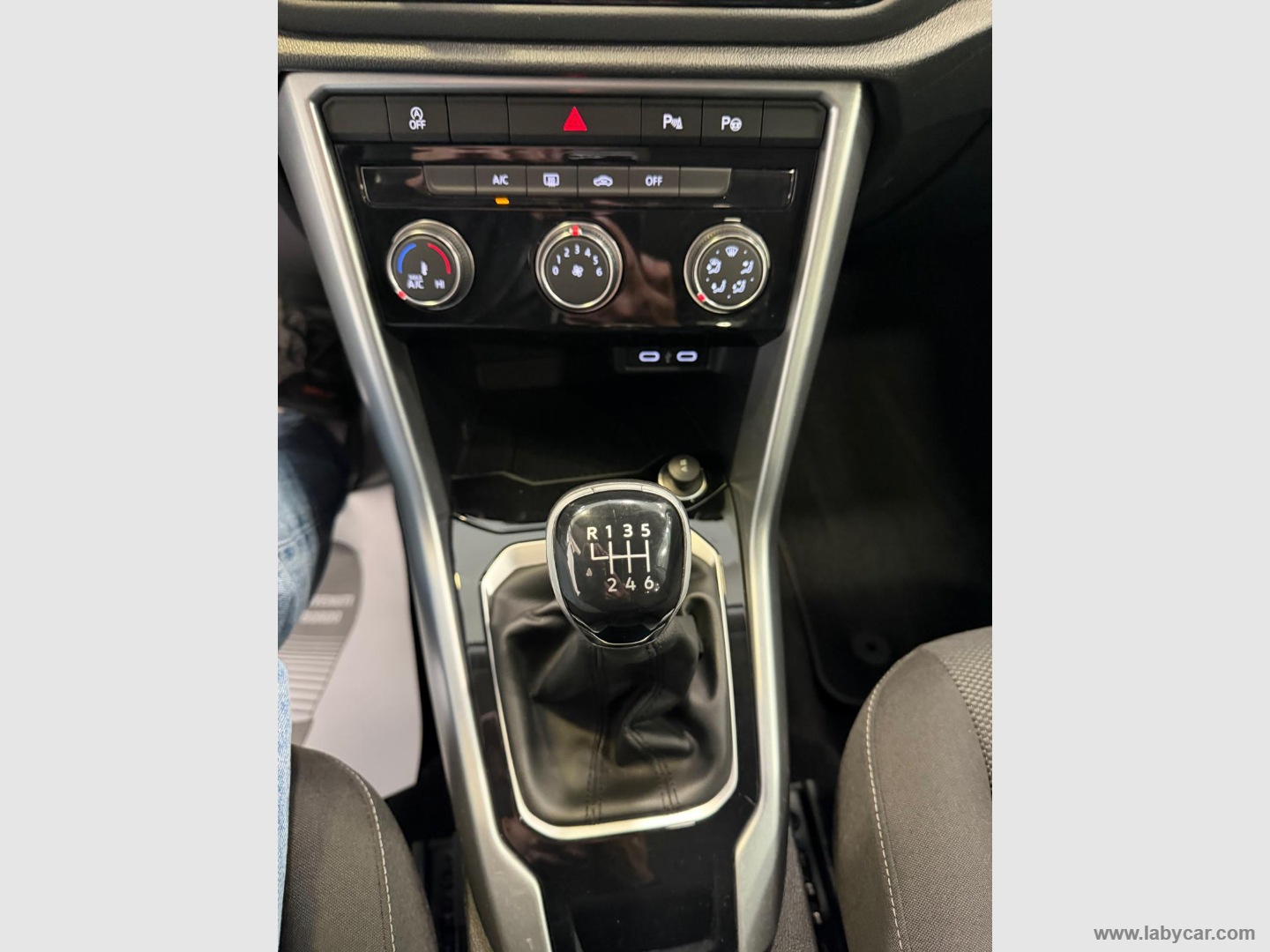 T-Roc 2.0 TDI SCR Life - immagine 18