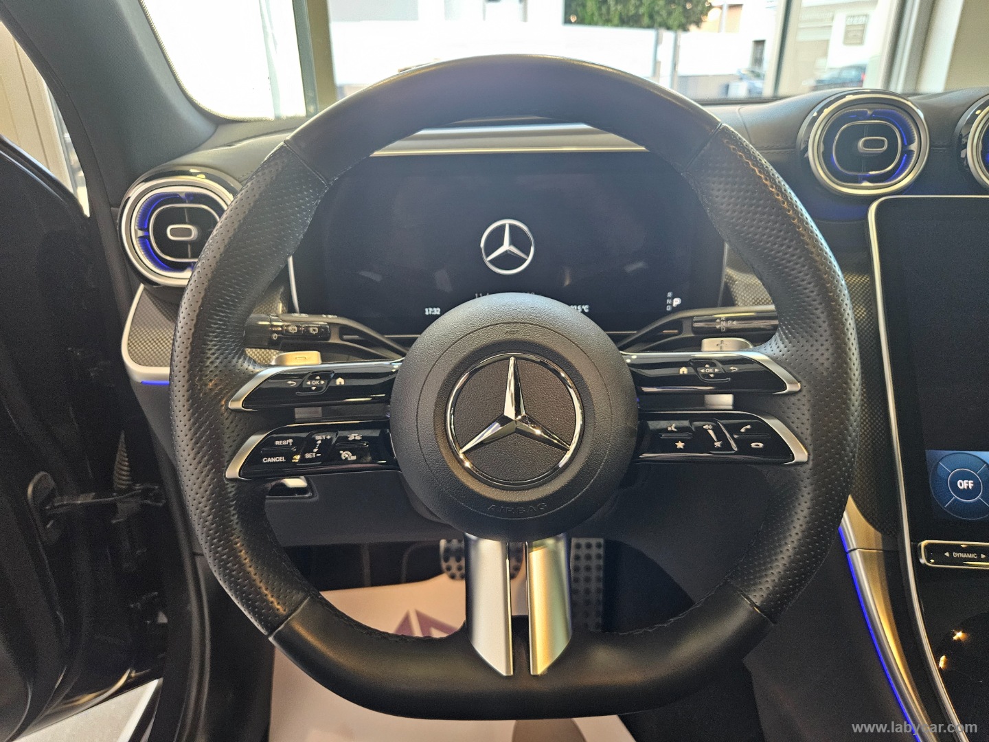 GLC 300de 4M Plug-in Hyb. AMG Pr. Plus - immagine 18