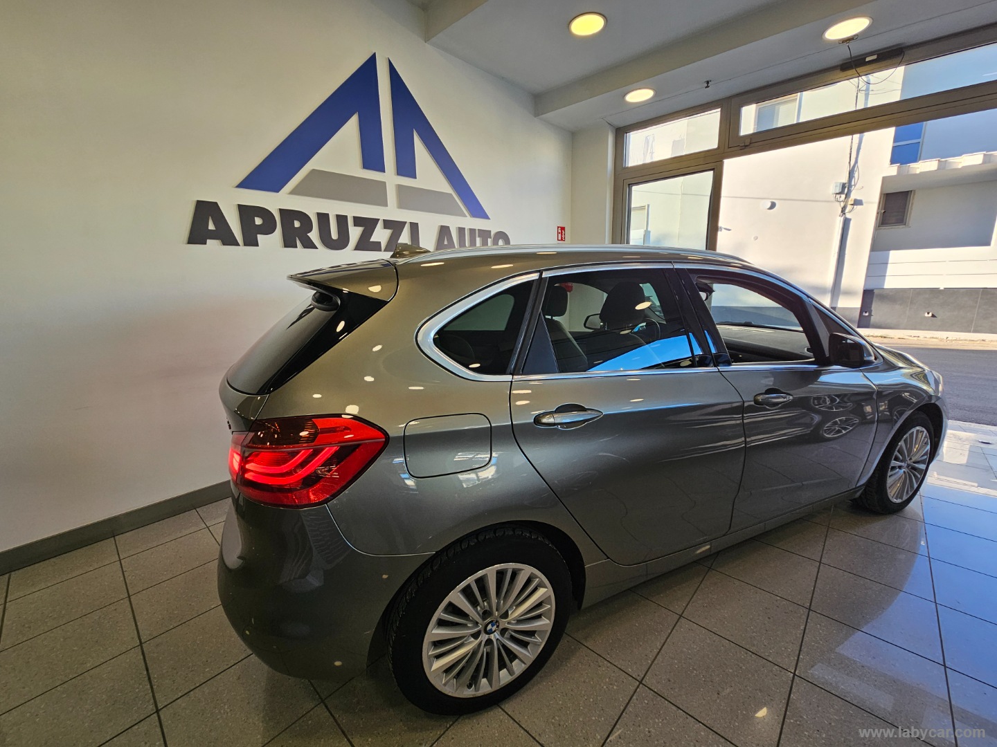 218 D ACTIVE TOURER LUXURY AUT. - immagine 18