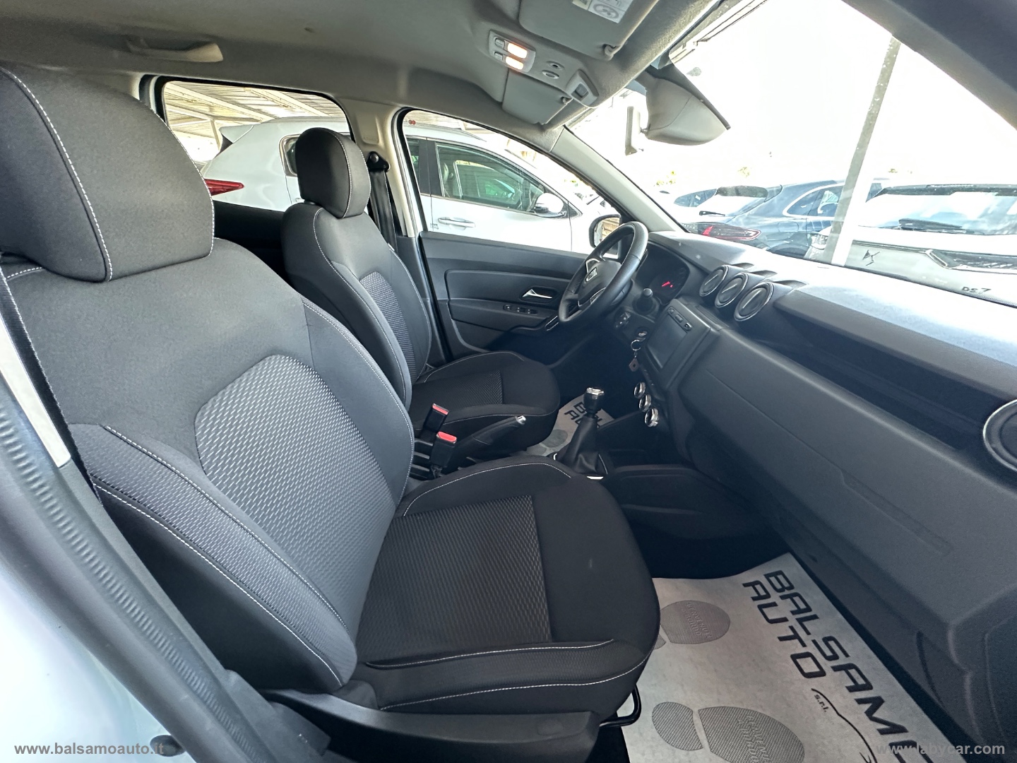 Duster 1.5 dCi 8V 110 CV 4x2 Prestige - immagine 18