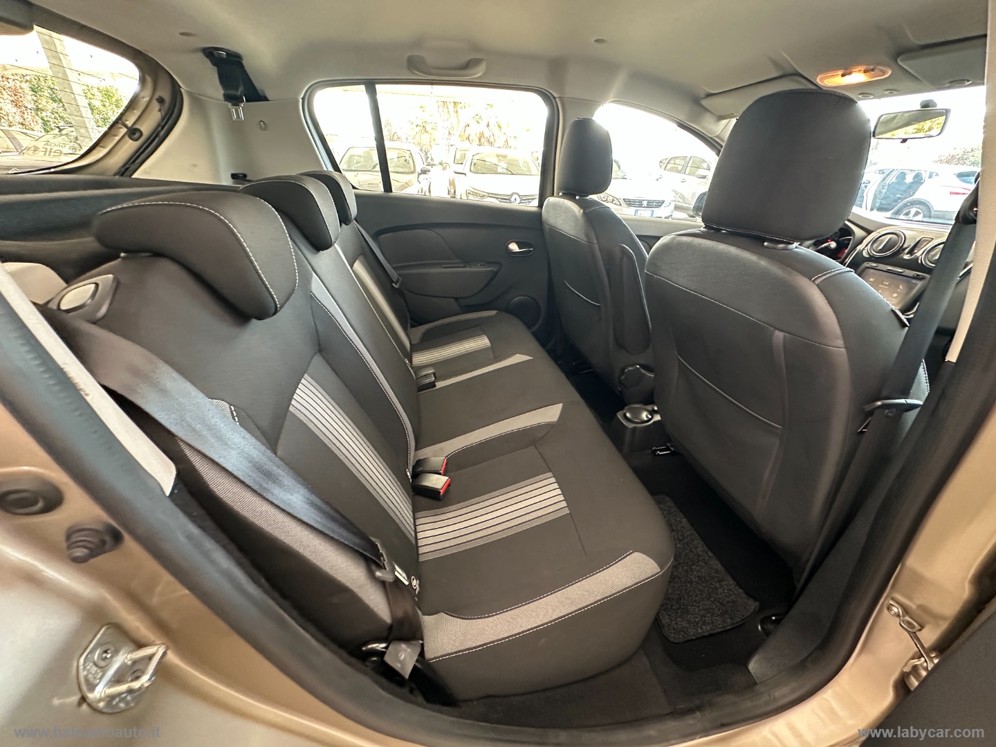 Sandero Stepway 0.9 TCe 12V T-GPL 90 S&S - immagine 18