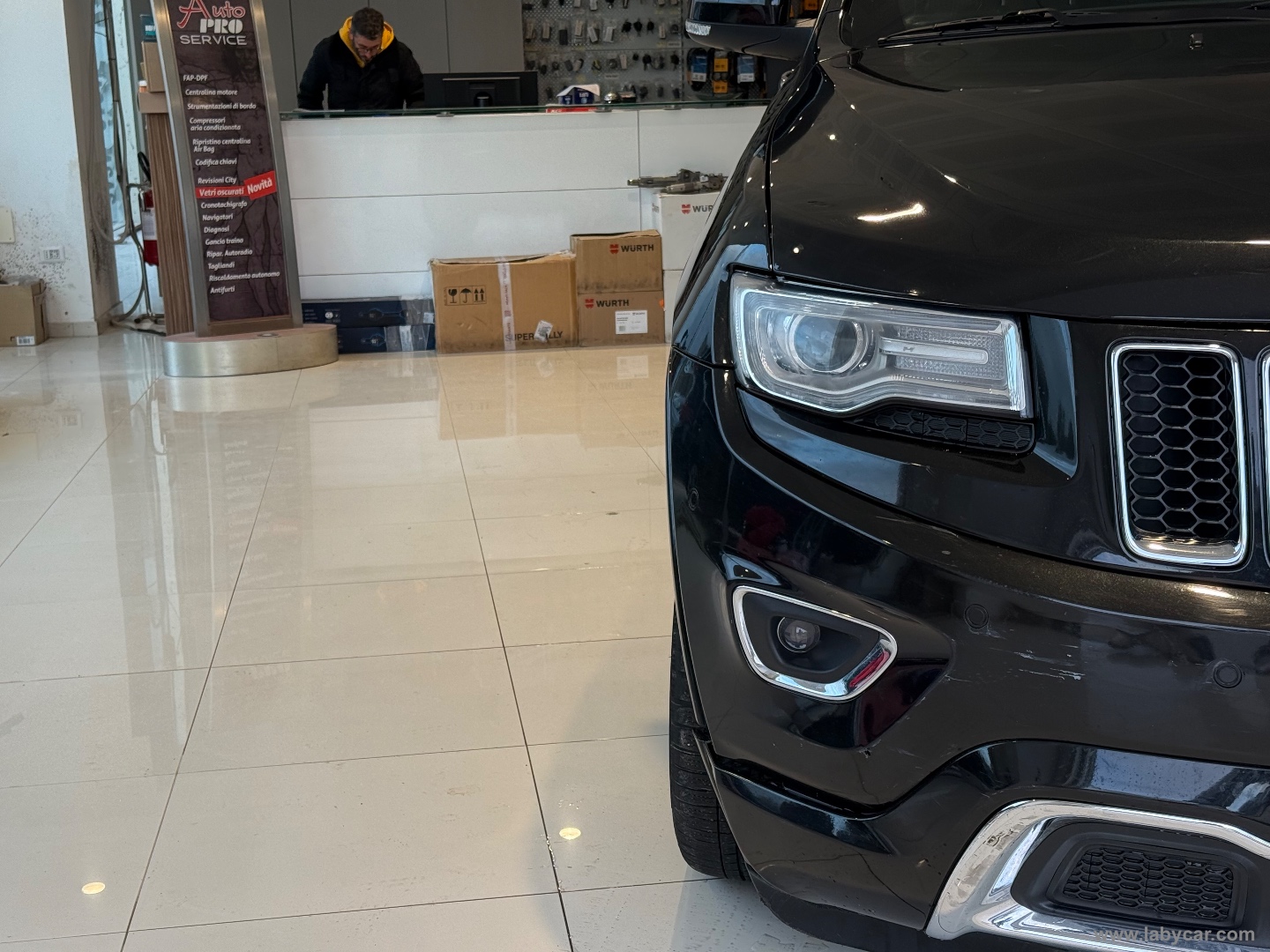 Gr. Cherokee 3.0 V6 CRD 250 MJT II Lim. - immagine 18