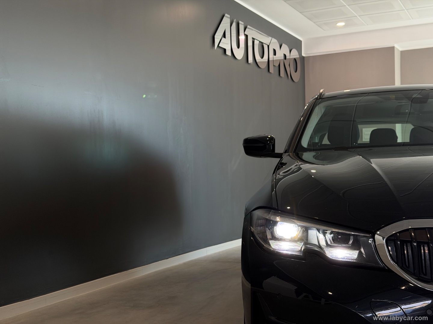 318d 48V Touring Business Advantage - immagine 18