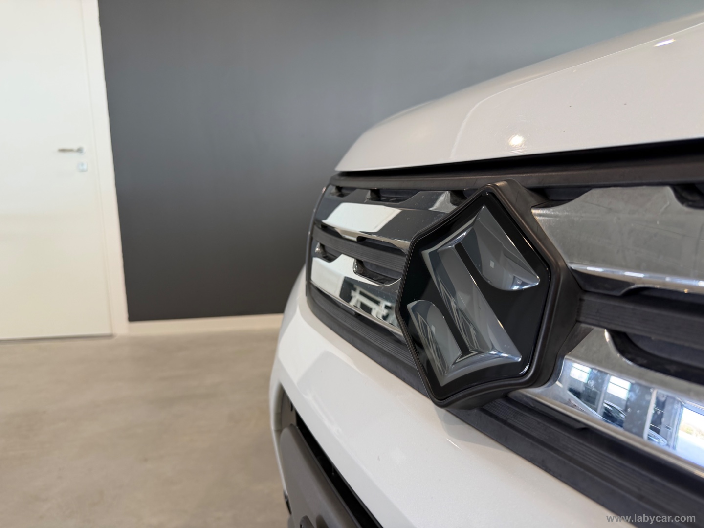 Vitara 1.6 DDiS 4WD All Grip V-Top - immagine 18