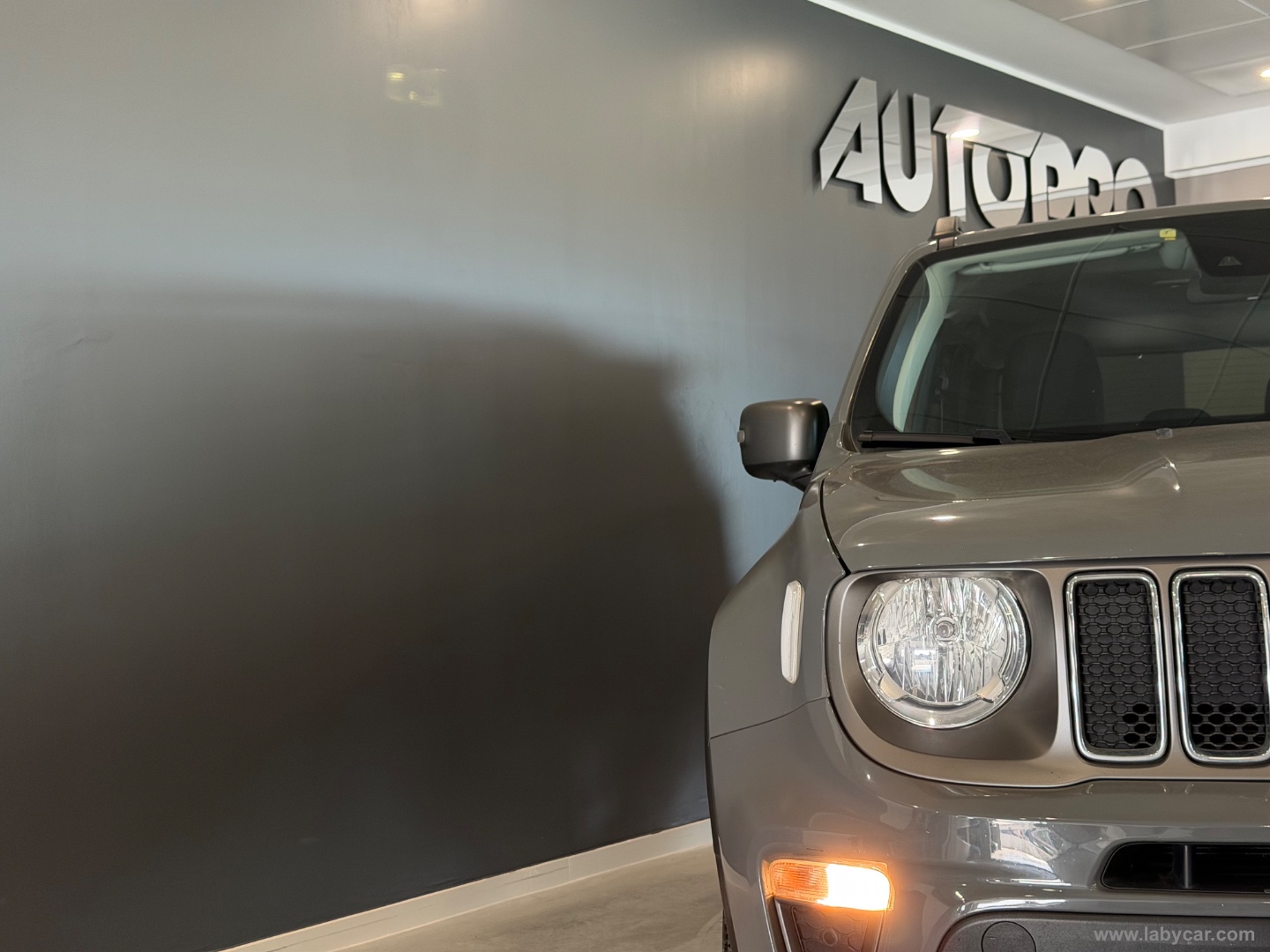 Renegade 1.6 Mjt 130CV Limited - immagine 18