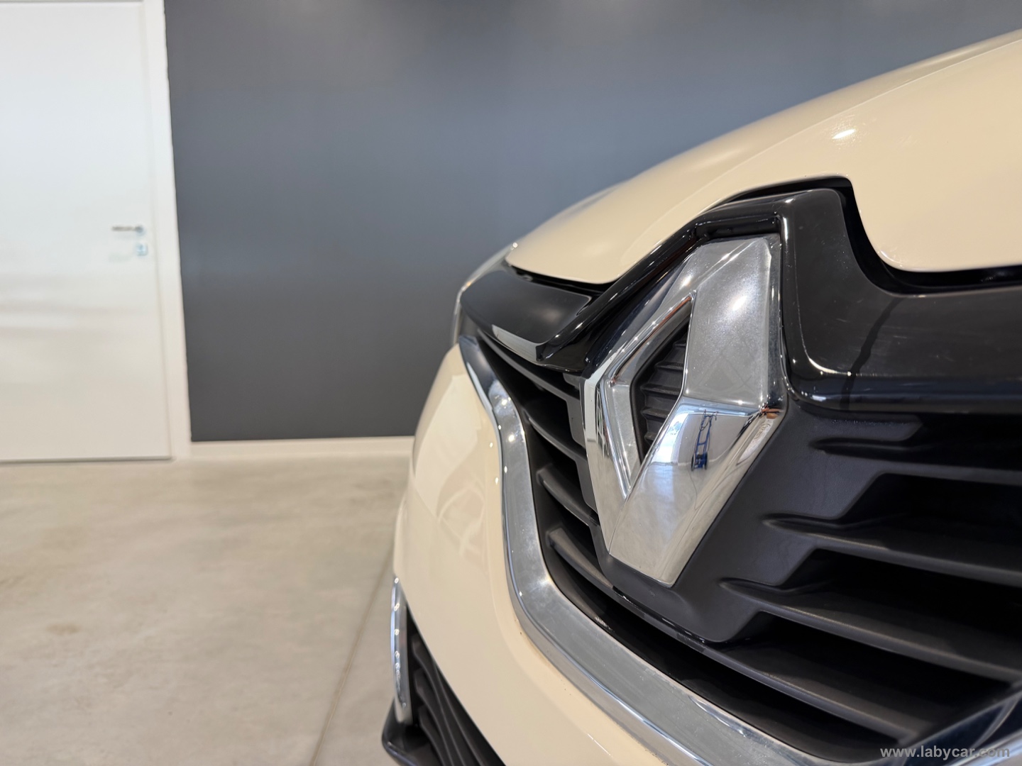 Captur 1.5 dCi 8V 90 CV S&S Live - immagine 18