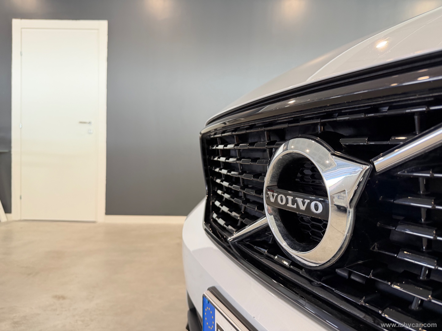XC40 D3 Geartronic R-design - immagine 18