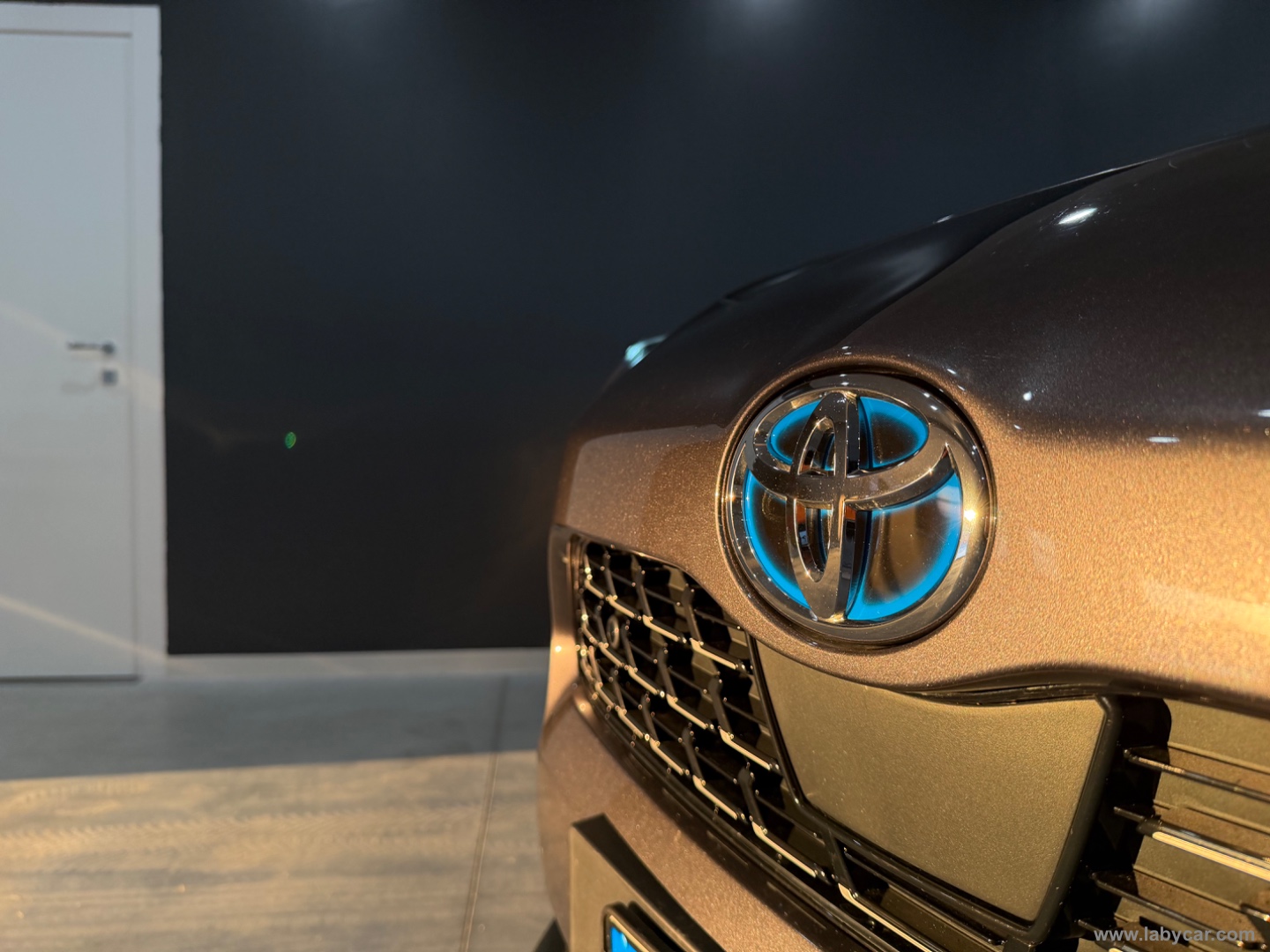Yaris Cross 1.5 Hybrid 5p. E-CVT Advent. - immagine 18