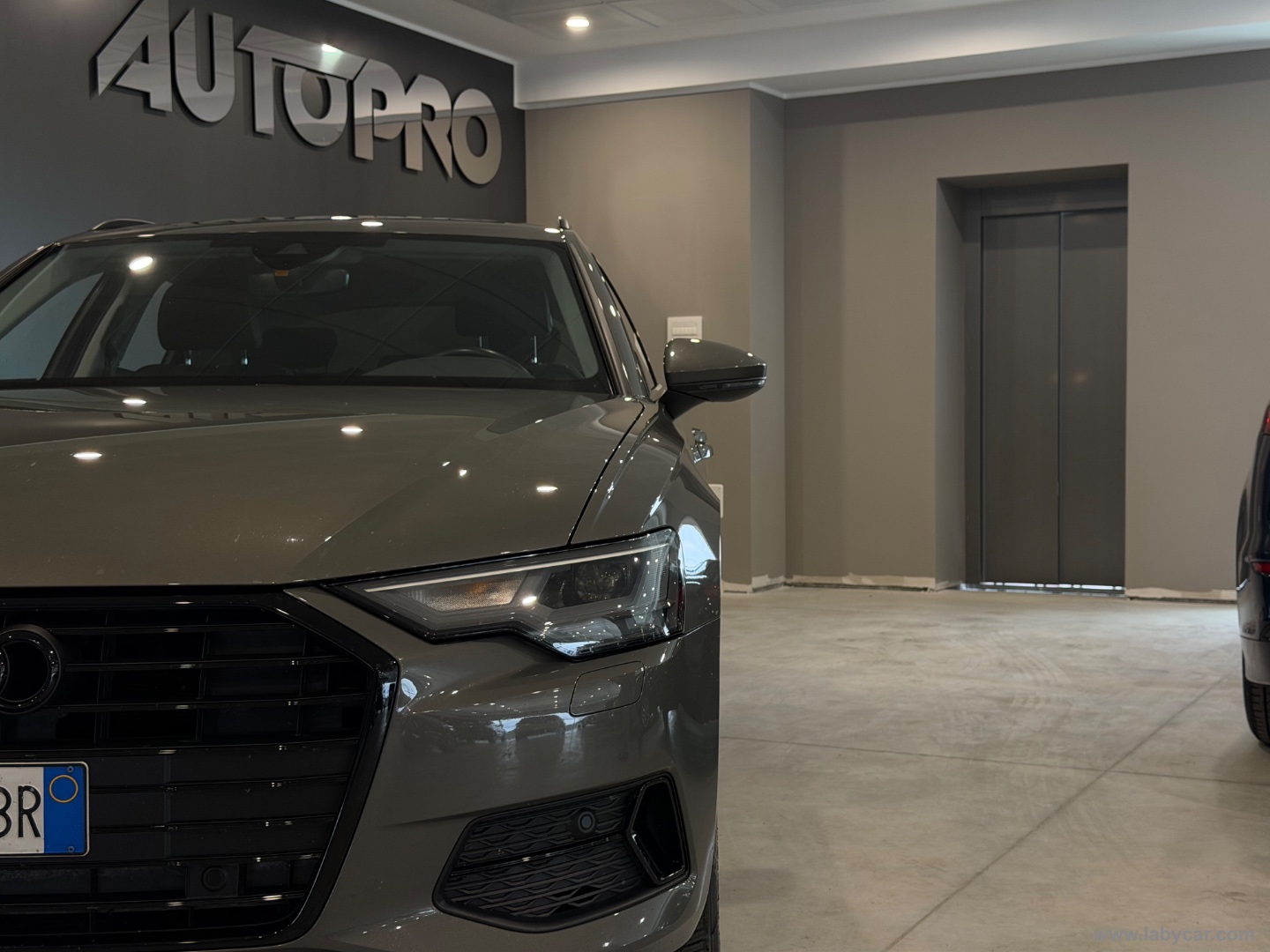 A6 Avant 40 2.0 TDI S tr. Business Plus - immagine 18