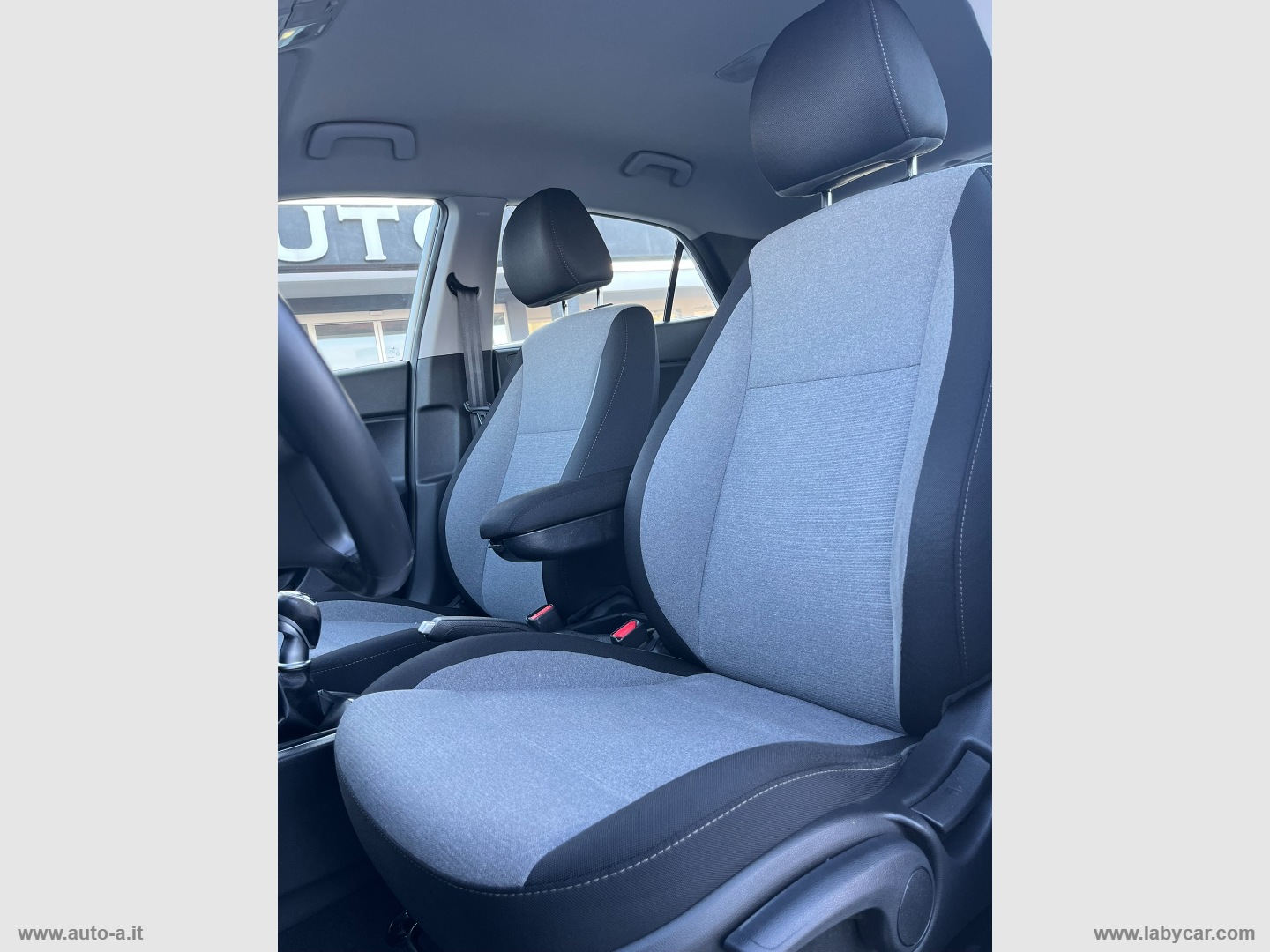 i20 1.1 CRDi 12V 5p. Style - immagine 18