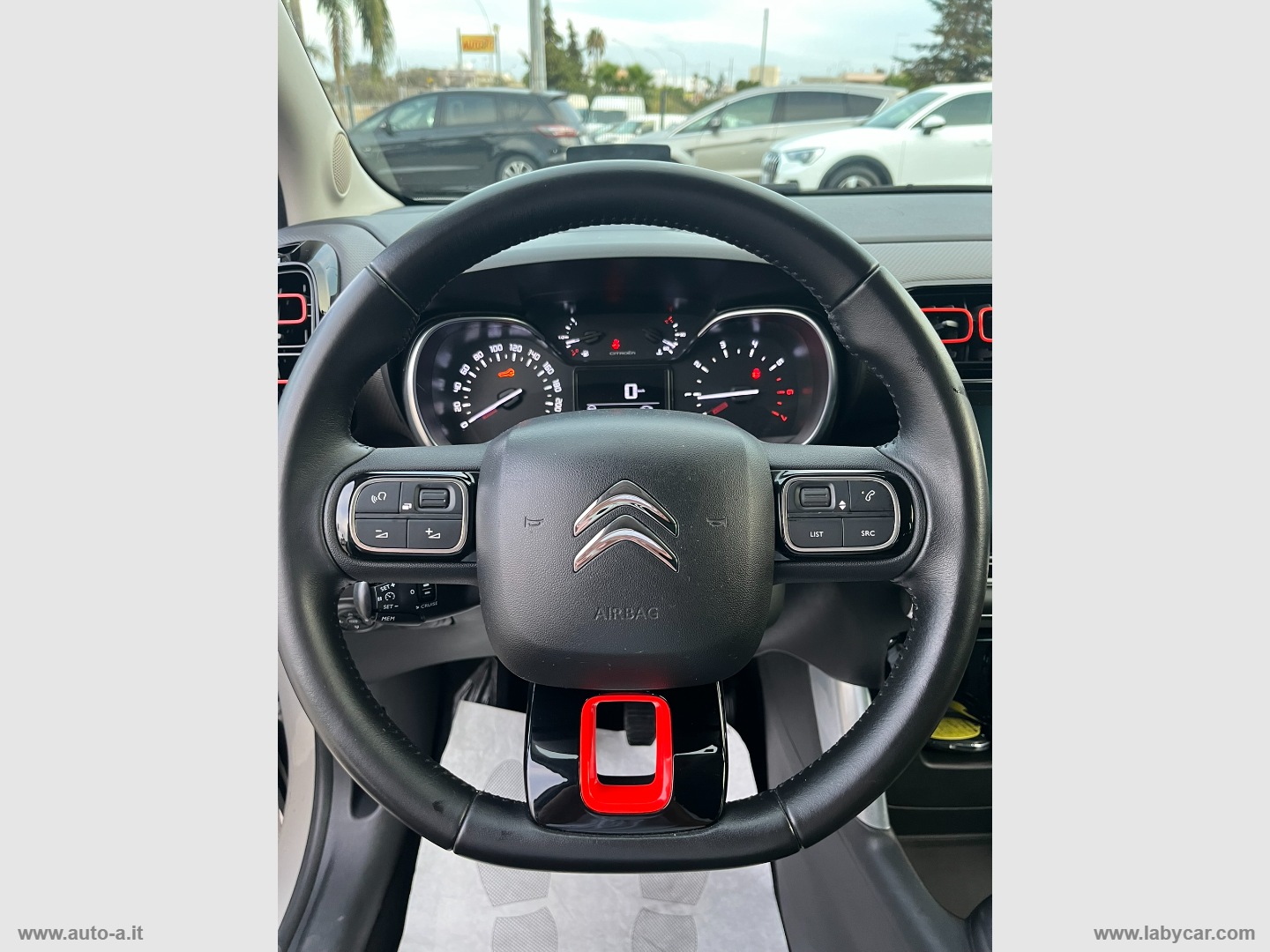 C3 Aircross BlueHDi 100 Shine - immagine 18