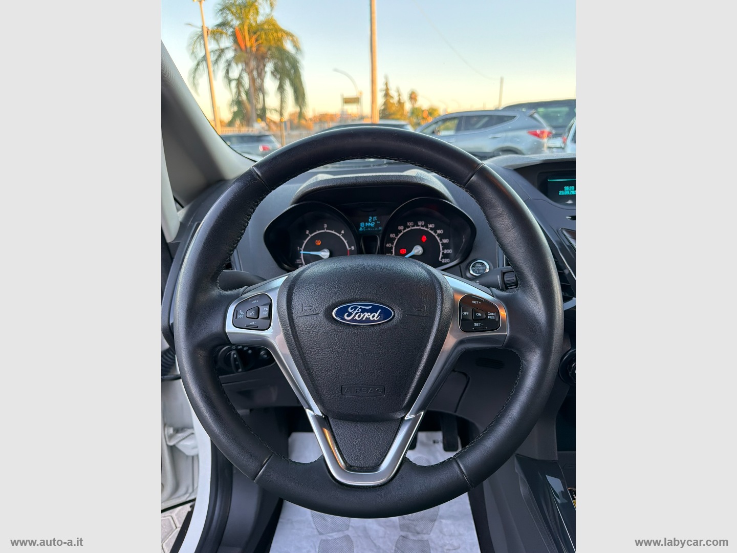 EcoSport 1.5 TDCi 90 CV Titanium - immagine 18
