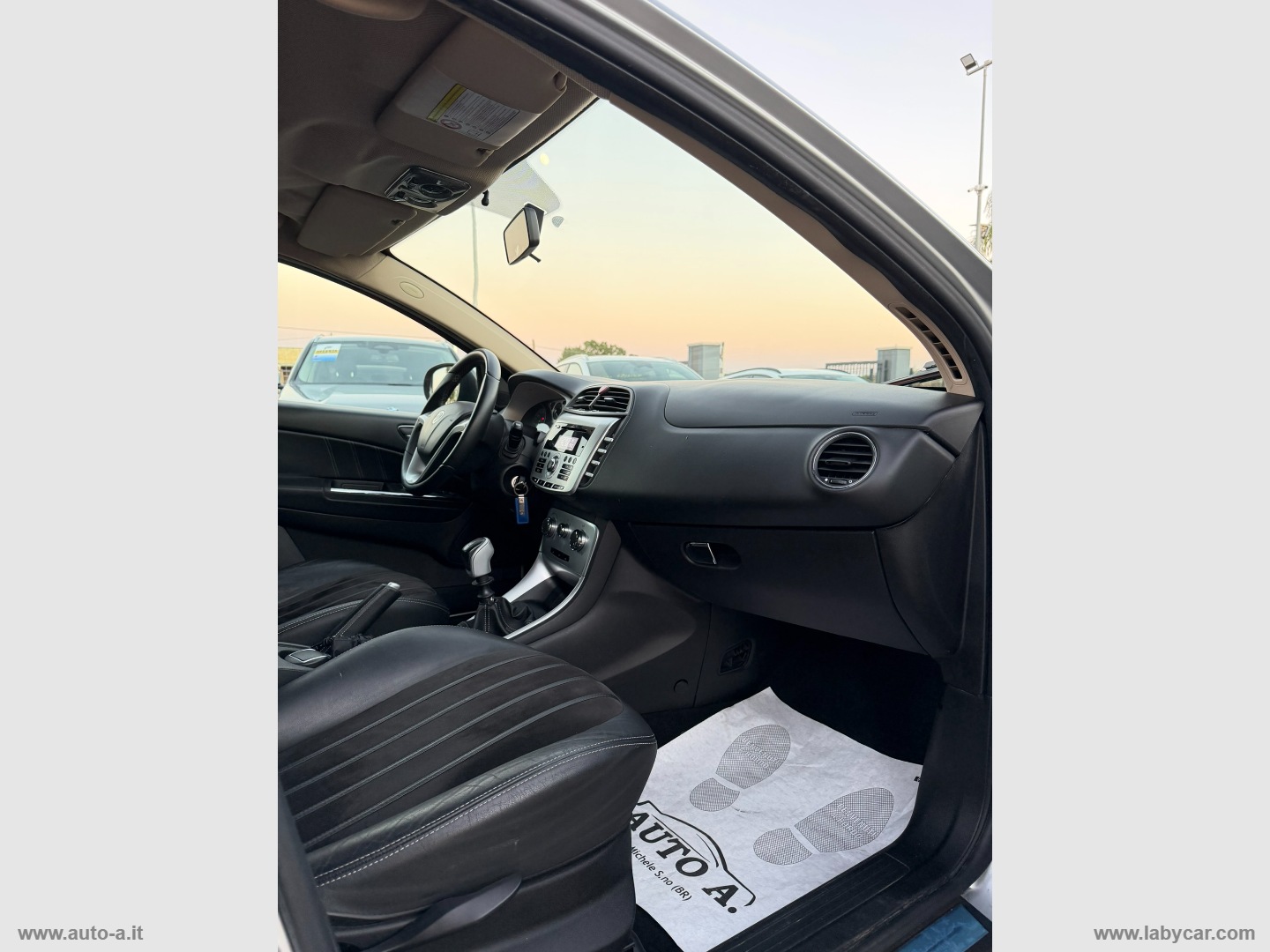 Delta 1.4 T-Jet 120 CV PLATINUM Ecochic GPL - immagine 18