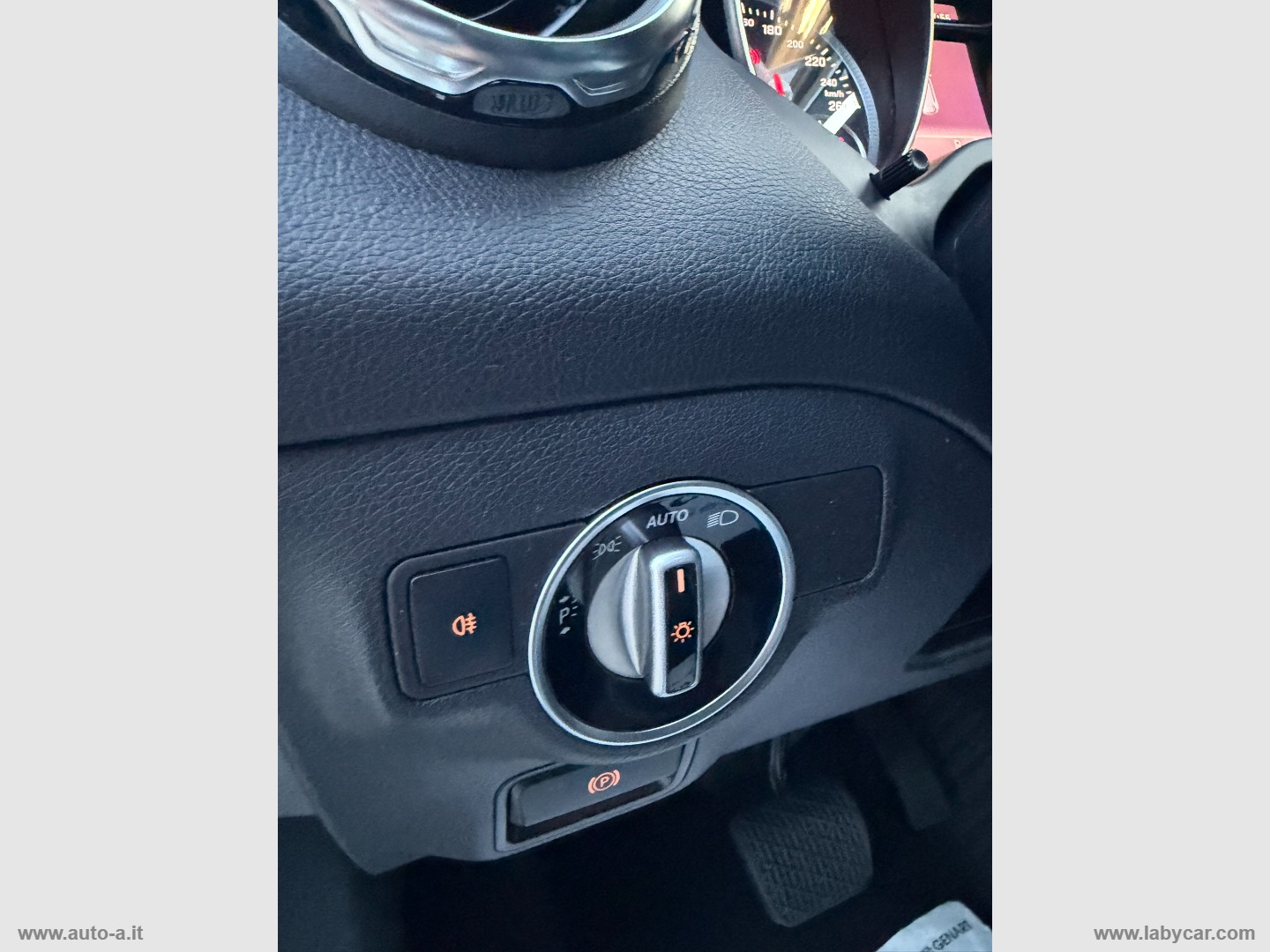GLA 200 d Automatic Sport - immagine 18