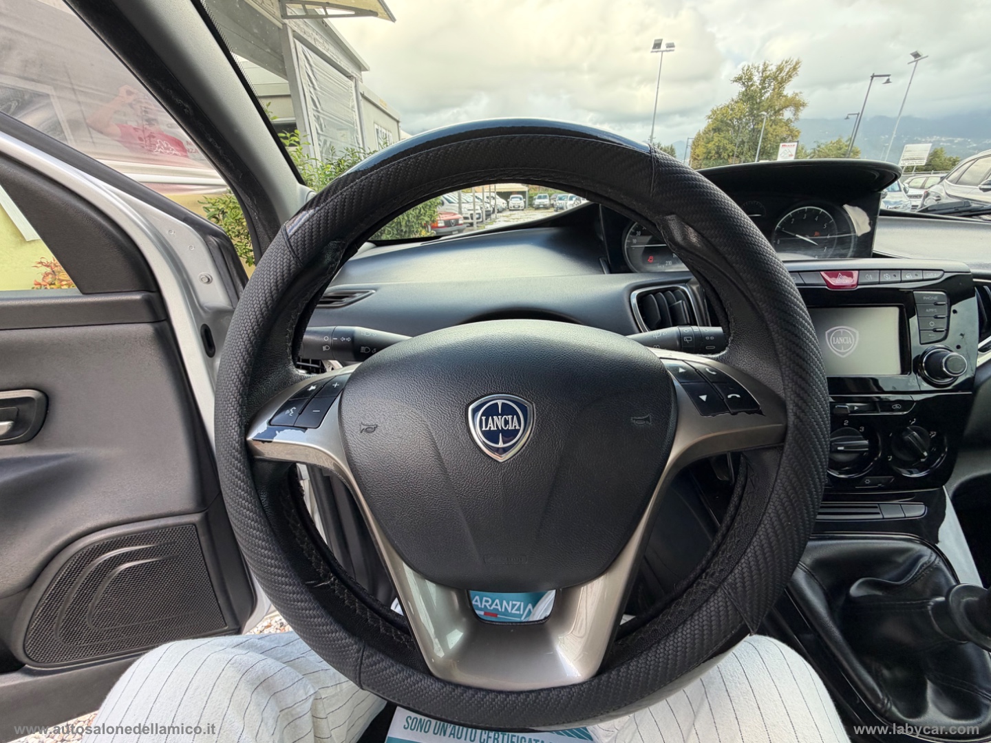 Ypsilon 1.2 69 CV 5p. S&S Gold - immagine 18