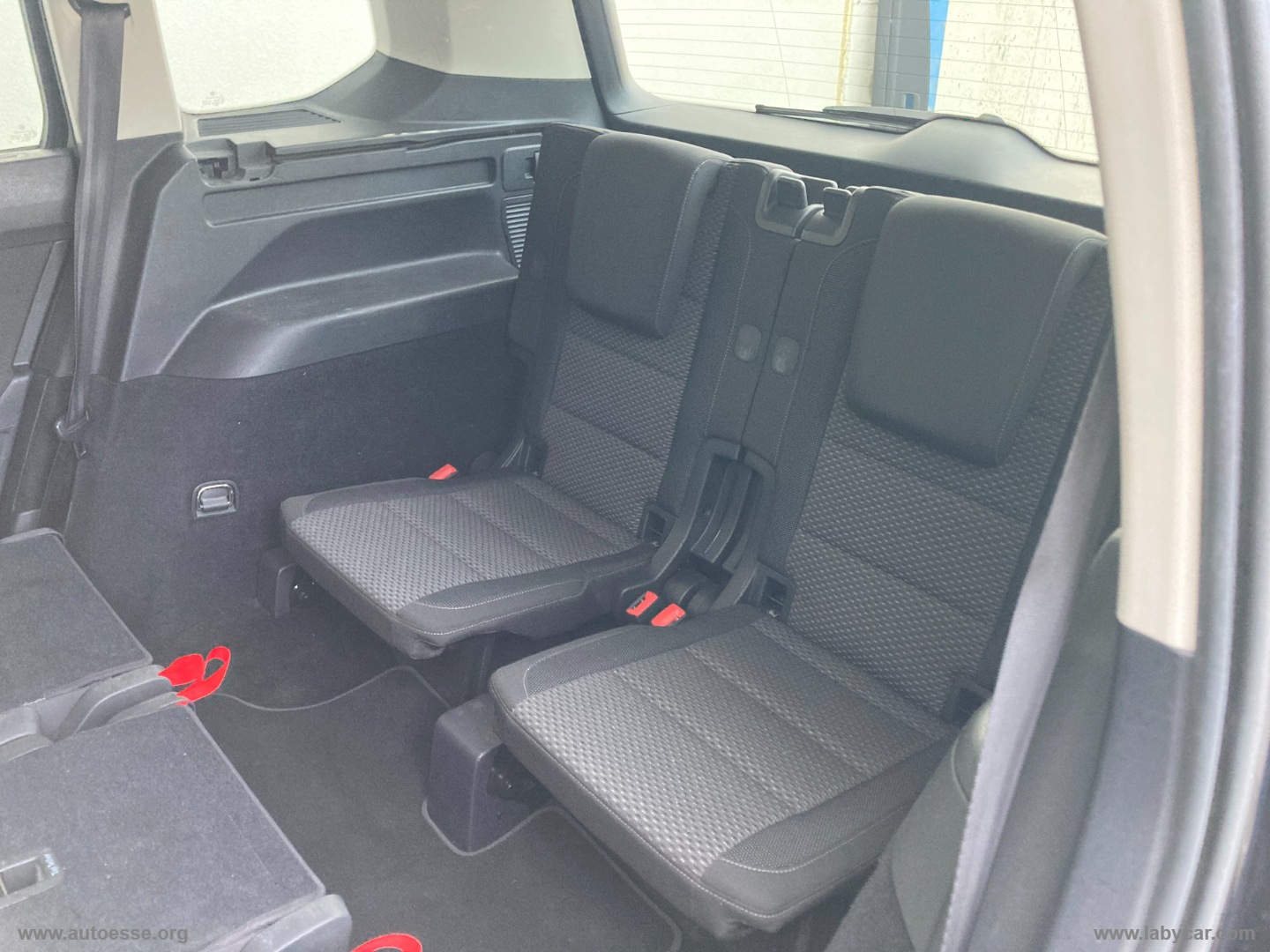 Touran 2.0 TDI 150 CV DSG Business BMT - immagine 18