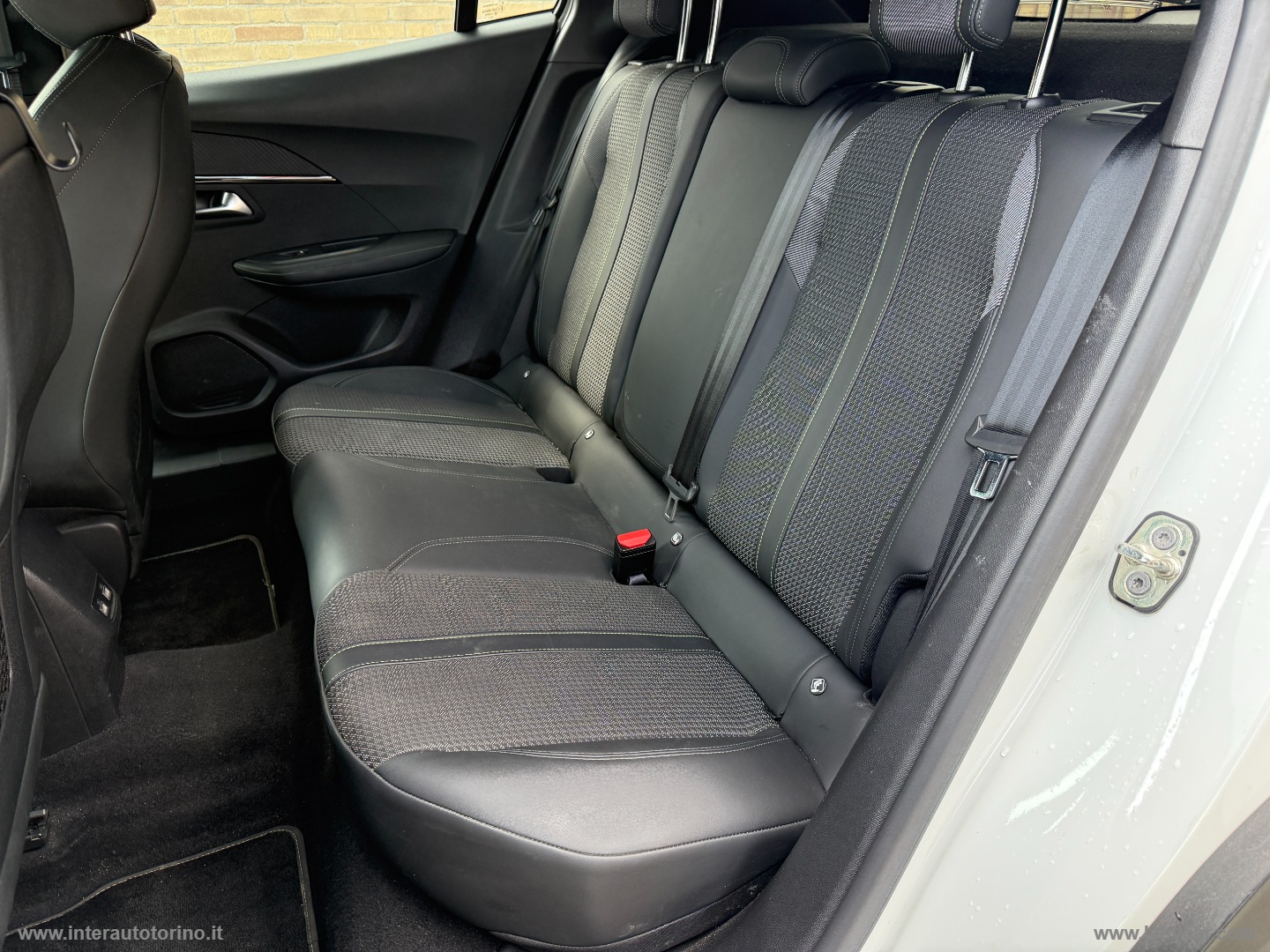 2008 PureTech 130 S&S EAT8 GT Line - immagine 18