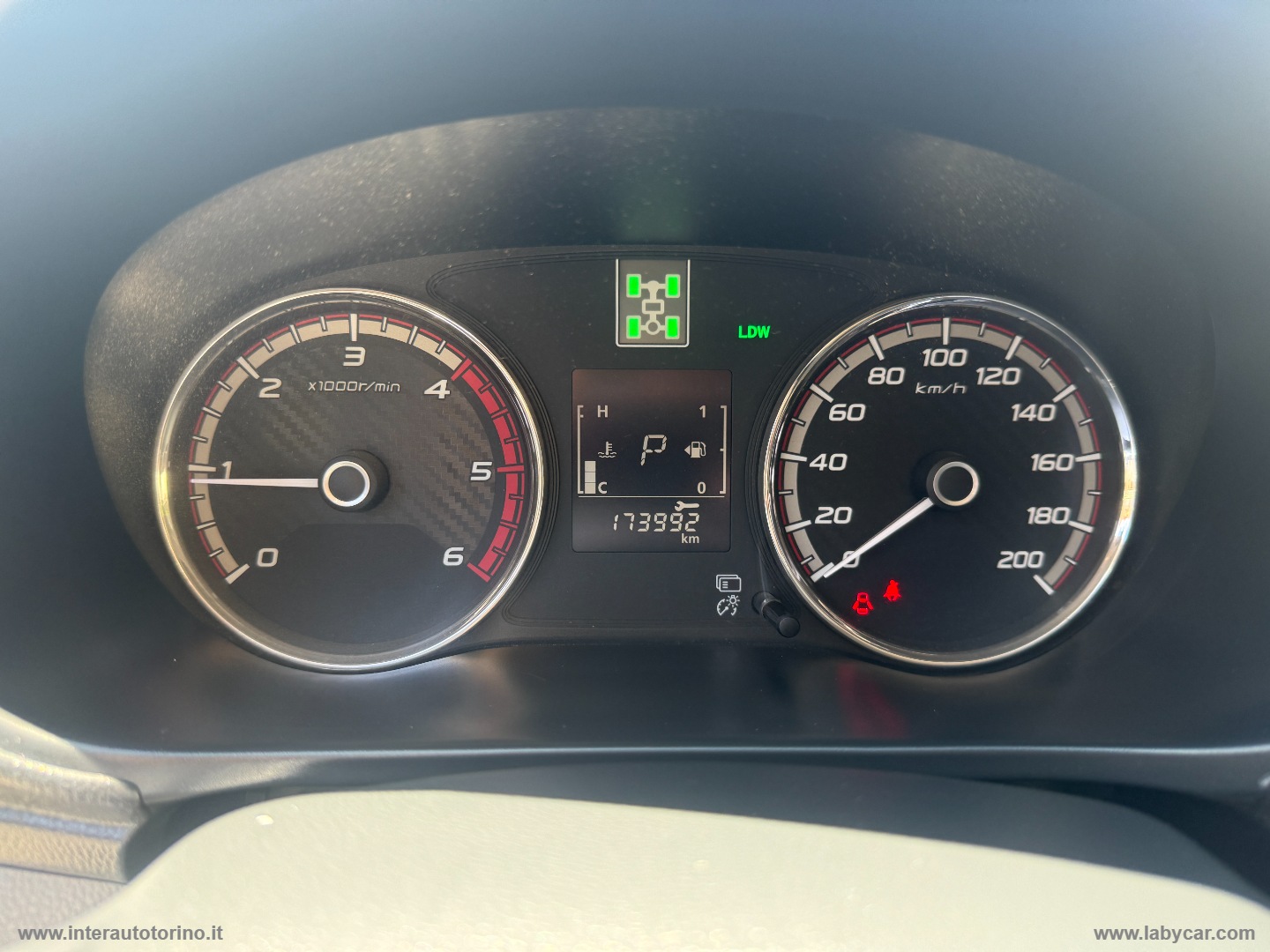 Fullback 2.4 180CV Doppia Cabina aut. LX - immagine 18