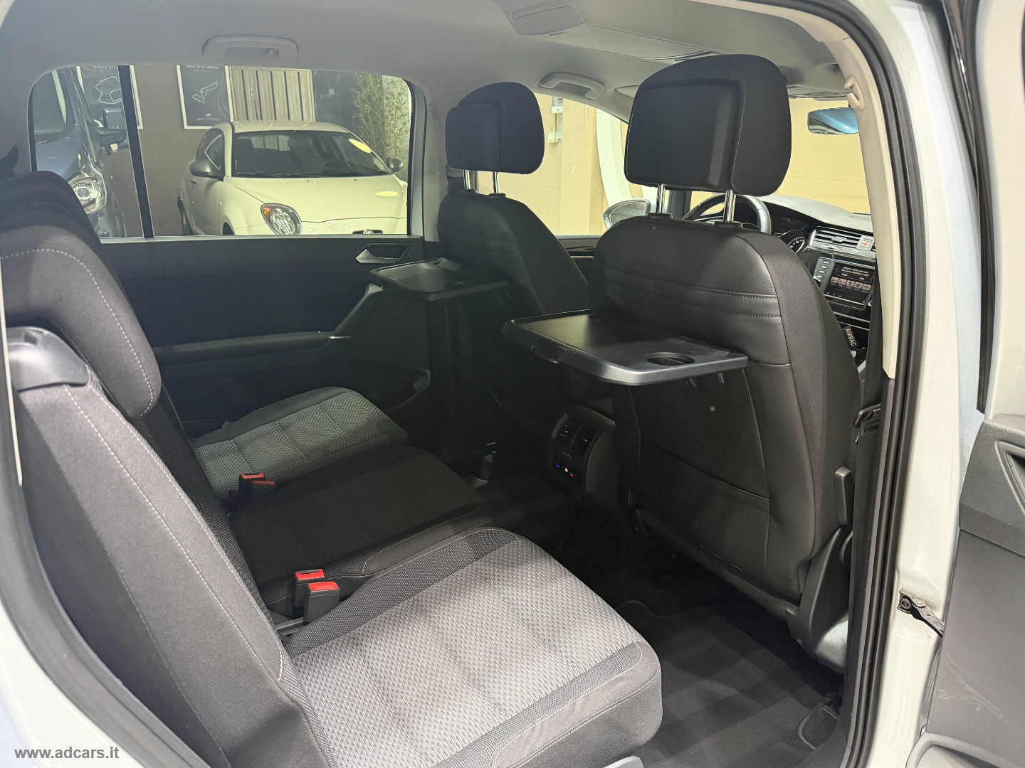 Touran 1.6 TDI Comfortline BMT *7 POSTI*SENSORI*NAVI* - immagine 18