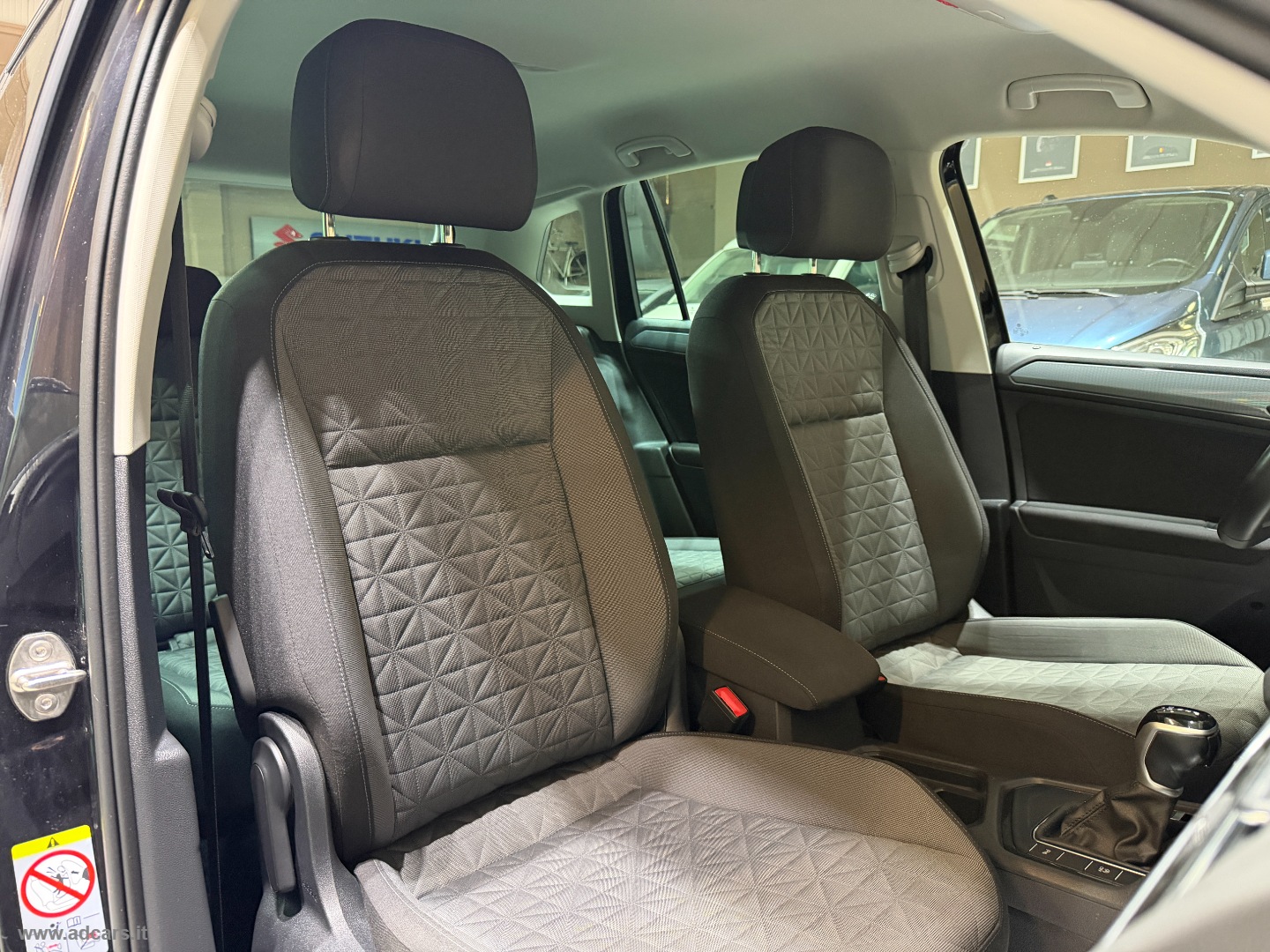 Tiguan 2.0 TDI 150CV SCR DSG Life *CAMBIO AUT*CLIMA 3 ZONE* - immagine 18
