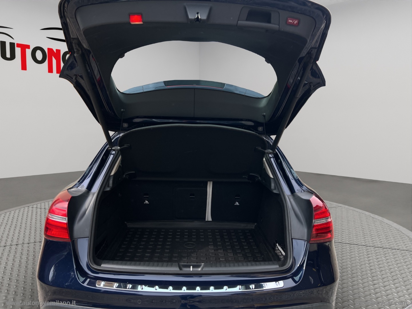 GLA 200 d Automatic Premium PREZZO NON VINCOLATO AL FINANZIAMENTO - immagine 18