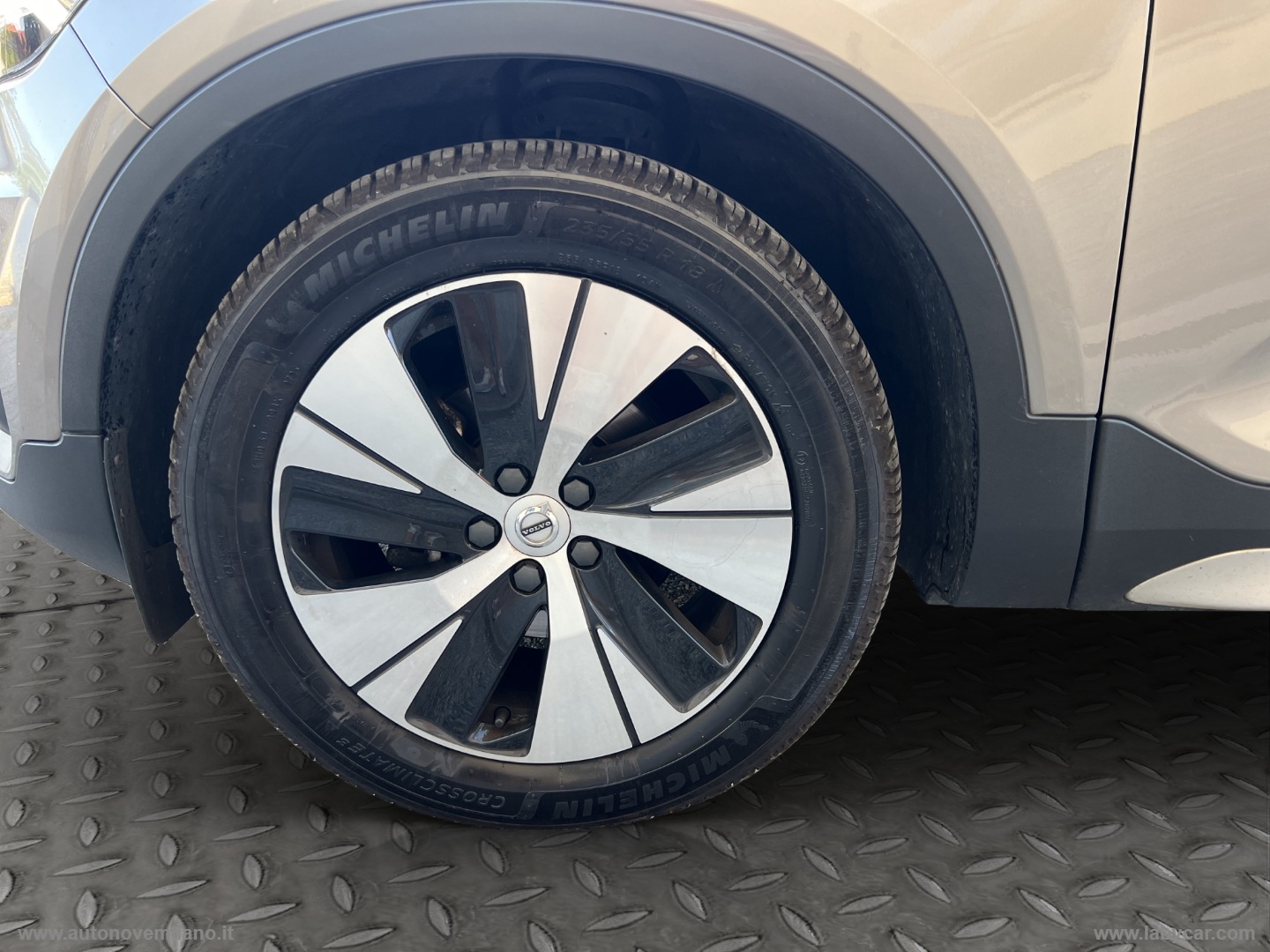 XC40 D3 Geartronic Momentum Pro - immagine 18