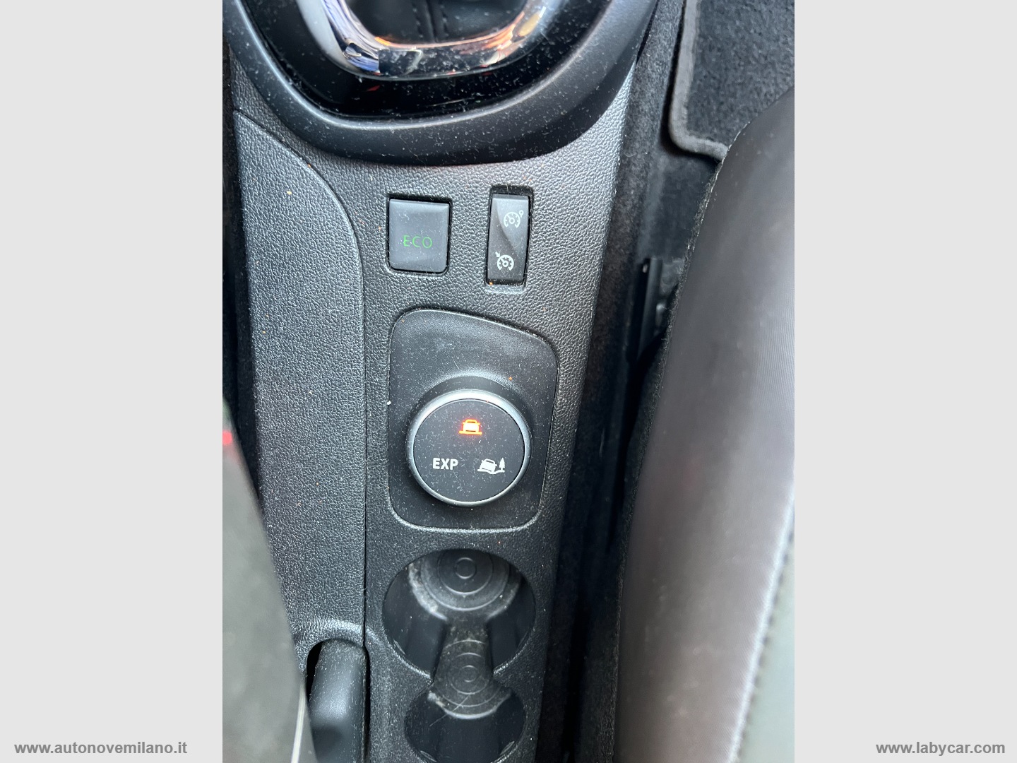 Captur TCe 120 CV EDC S&S Energy Intens FOTO REALE+ PREZZO REALE - immagine 18