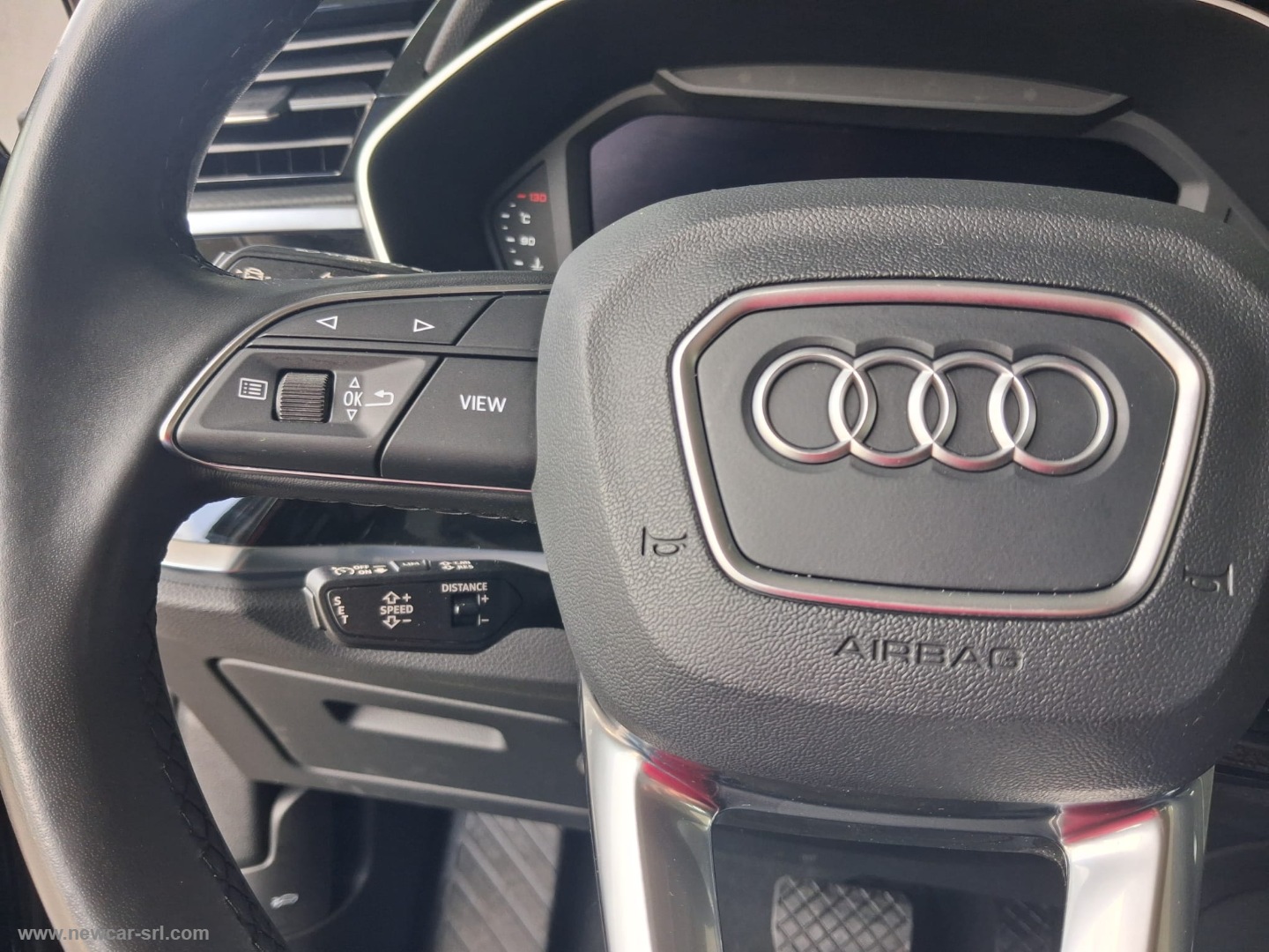Q3 SPB 35 TDI S tronic Identity Black - immagine 18