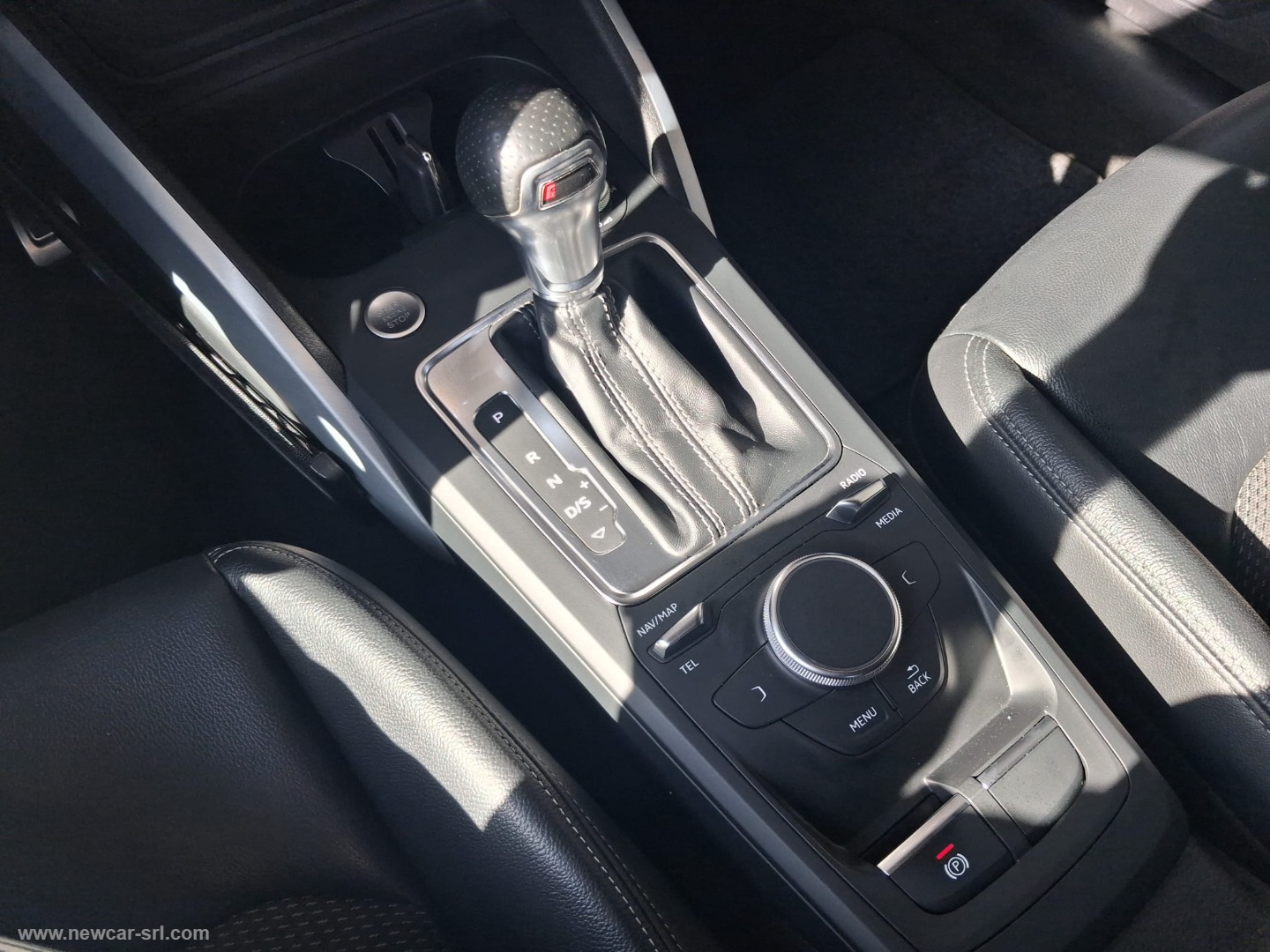 Q2 1.4 TFSI COD S tronic Business - immagine 18