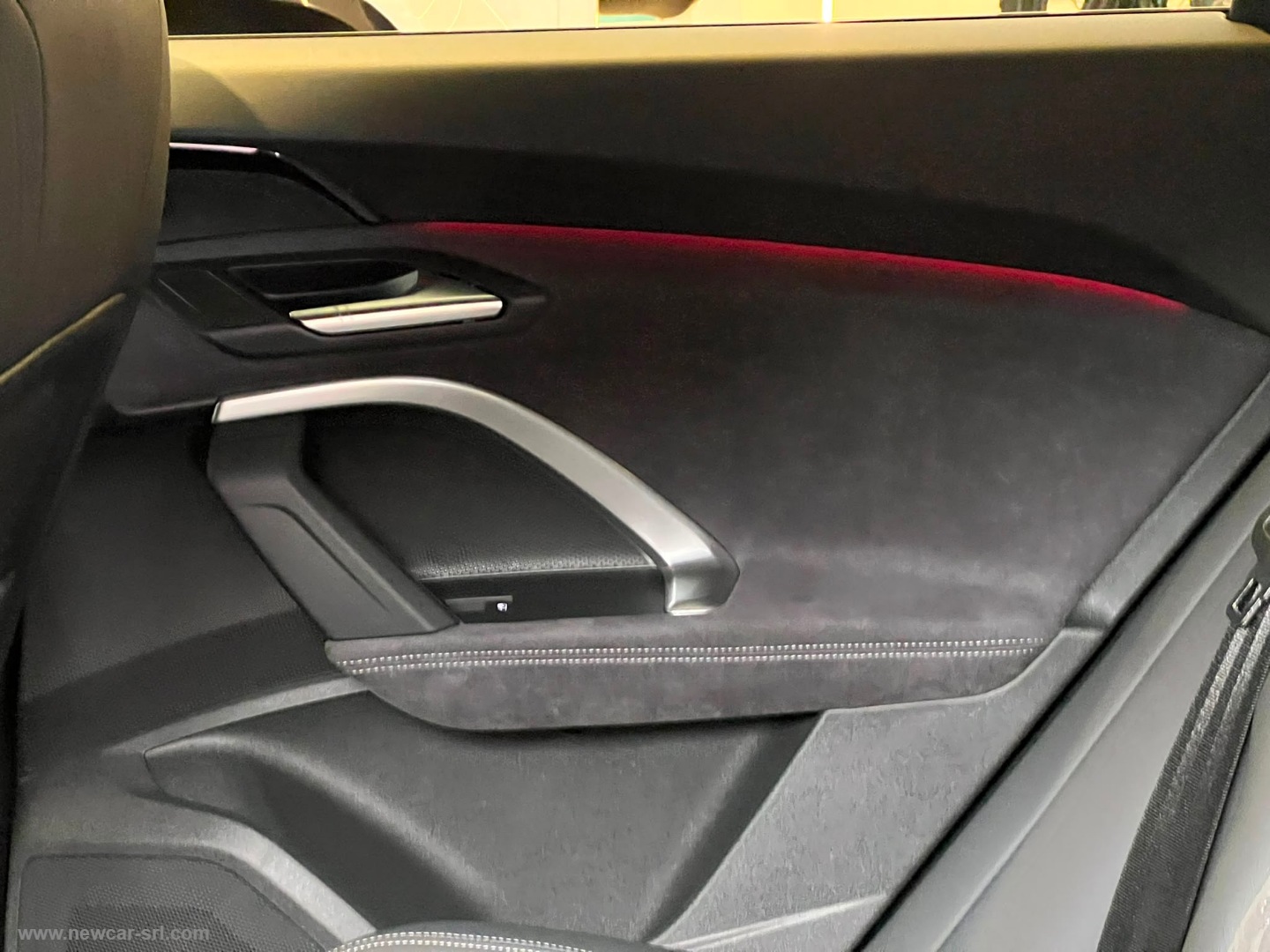 Q5 TDi S tronic quat. Launch ed. S line - immagine 18