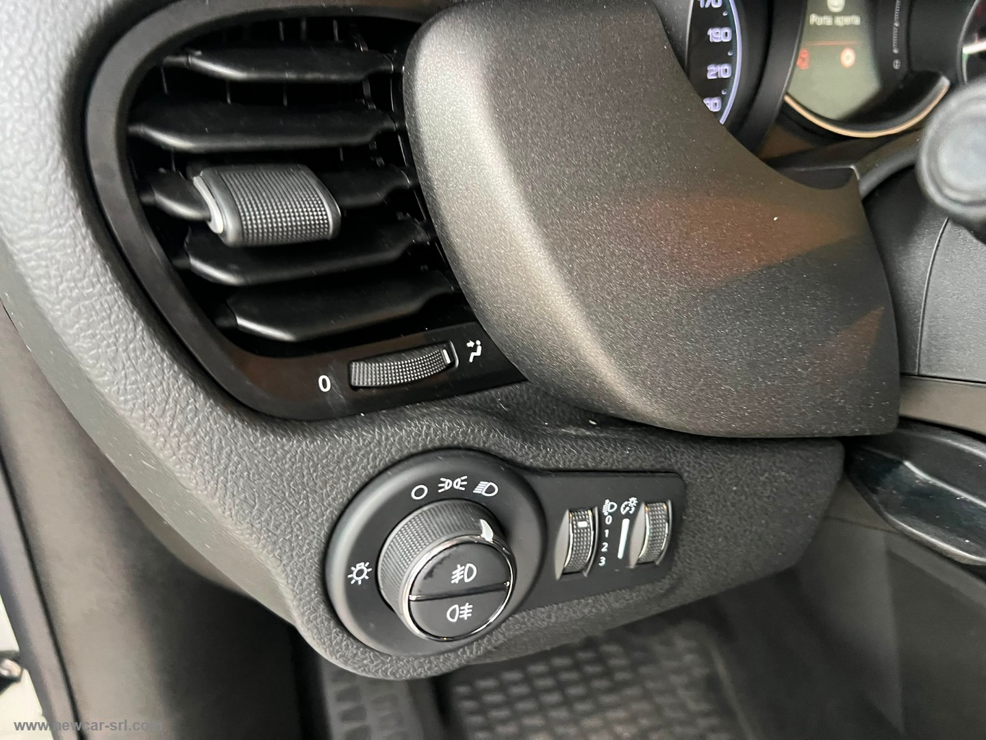 500X 1.5 T4 Hybrid 130 CV DCT - immagine 18