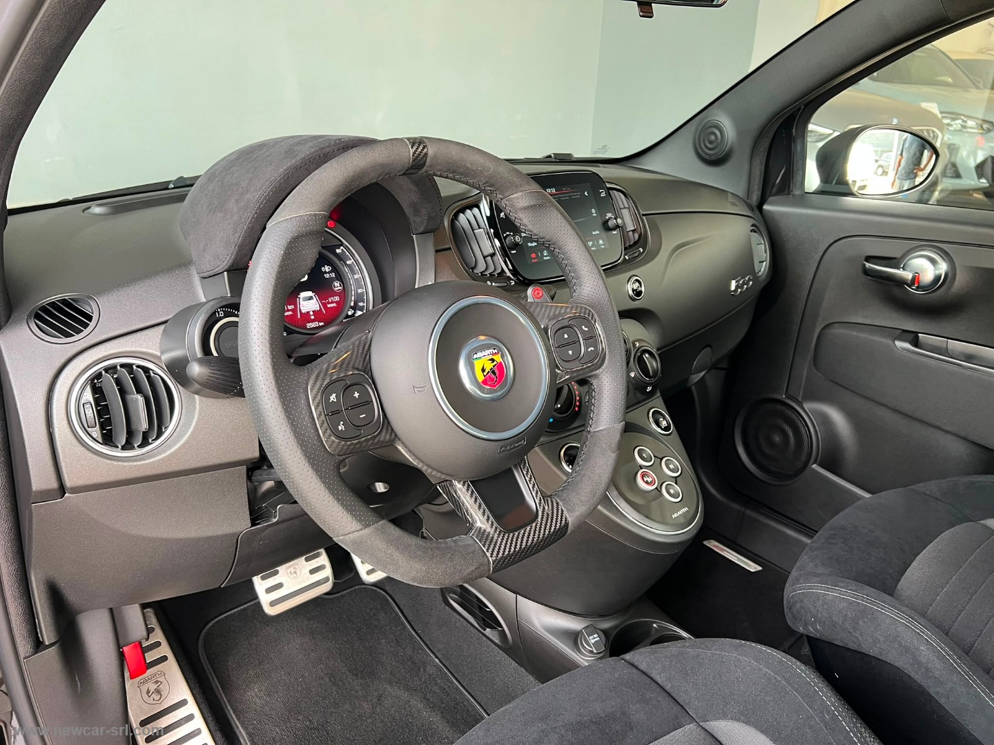 695 1.4 Turbo T-Jet 180 CV M.T.A. - immagine 18