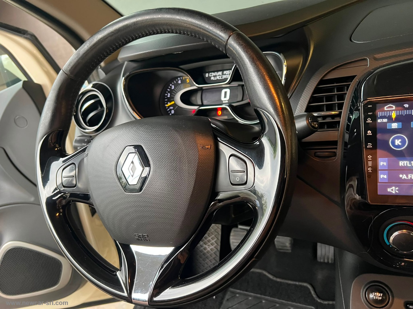 Captur 1.5 dCi 8V 90 CV S&S Live - immagine 18