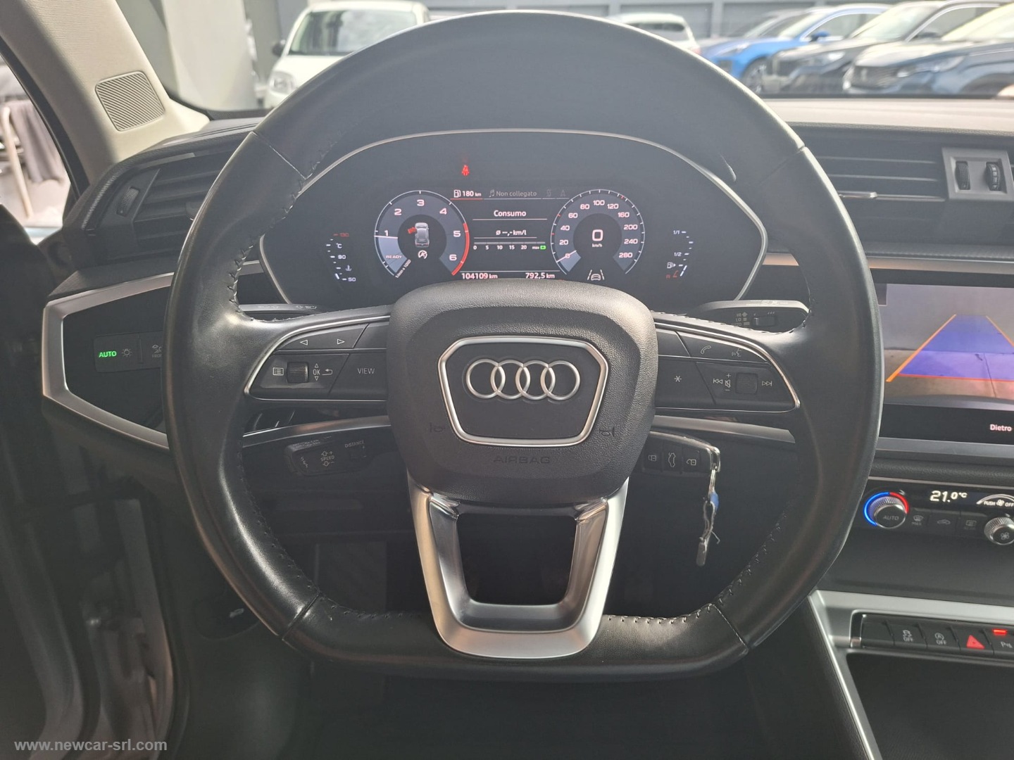 Q3 2.0 TDI 150CV quattro Business - immagine 18