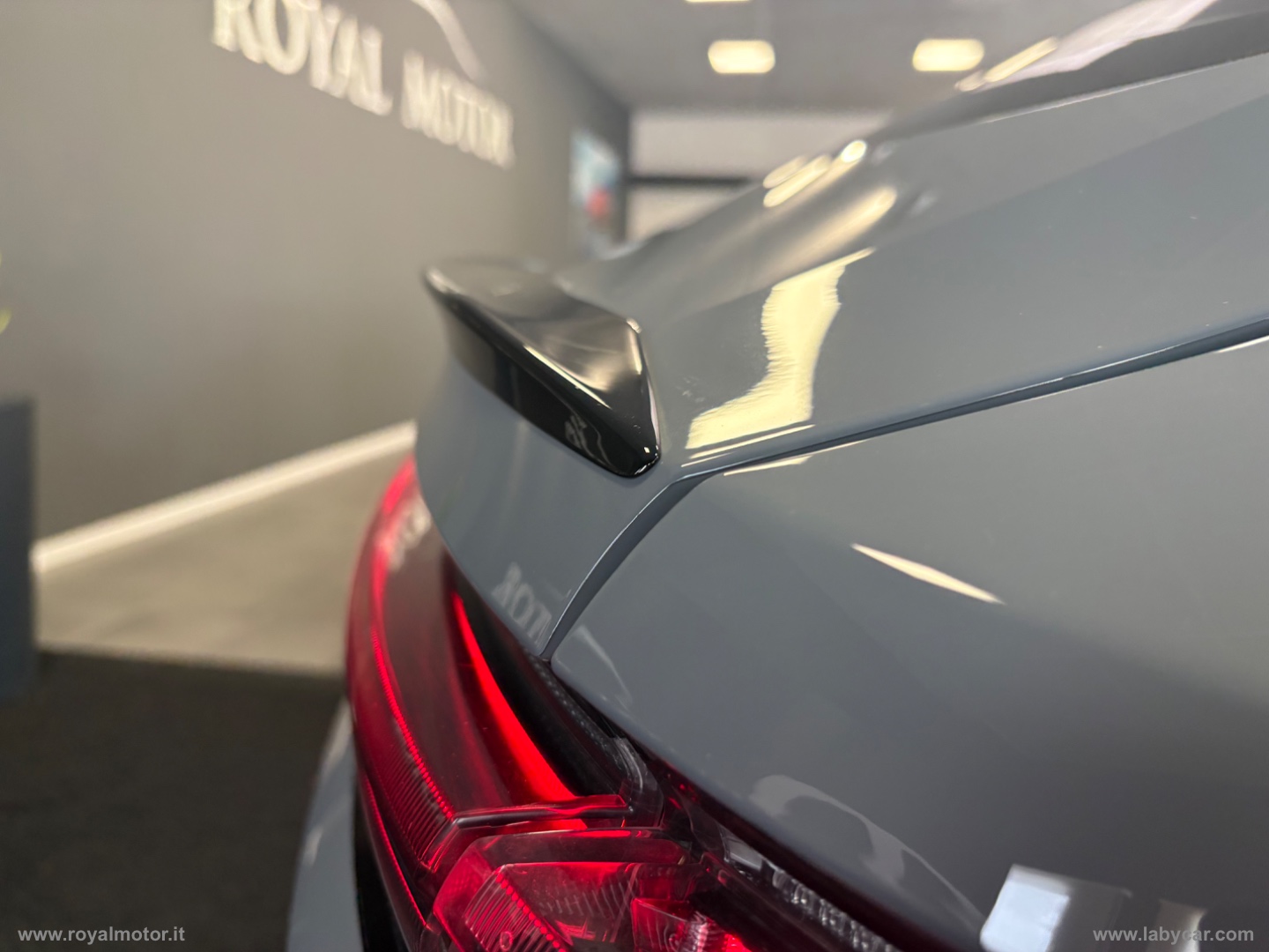Cayenne Coup? 3.0 V6 E-Hybrid - immagine 18