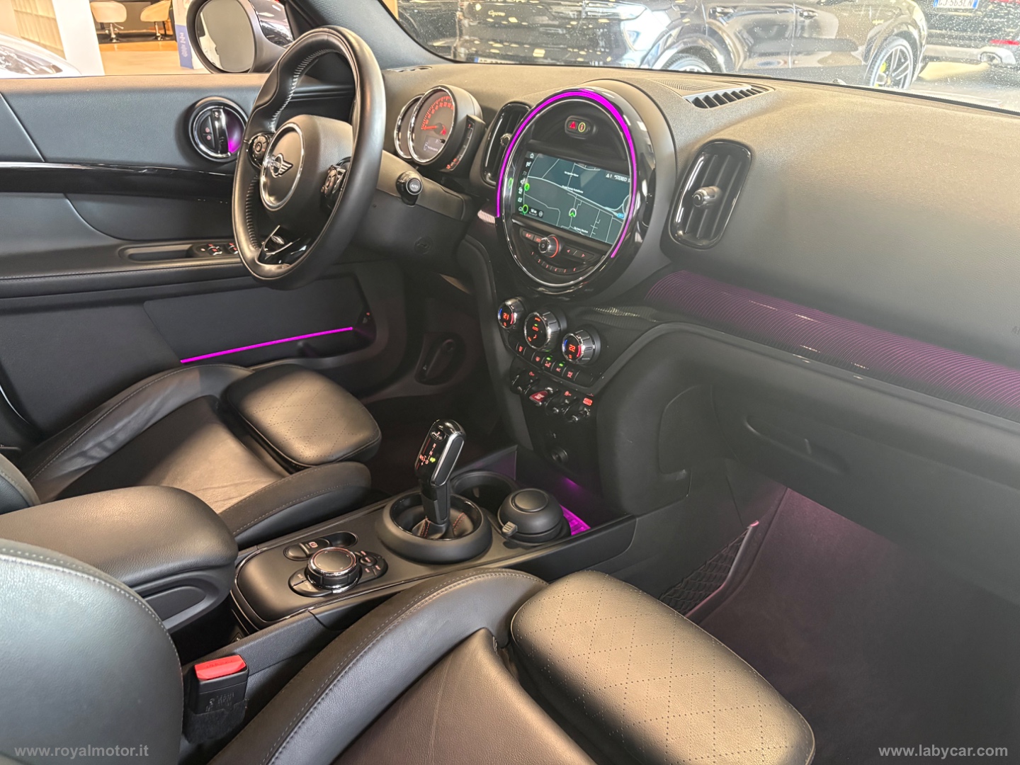 Mini Cooper SD Countryman ALL4 Aut. - immagine 18